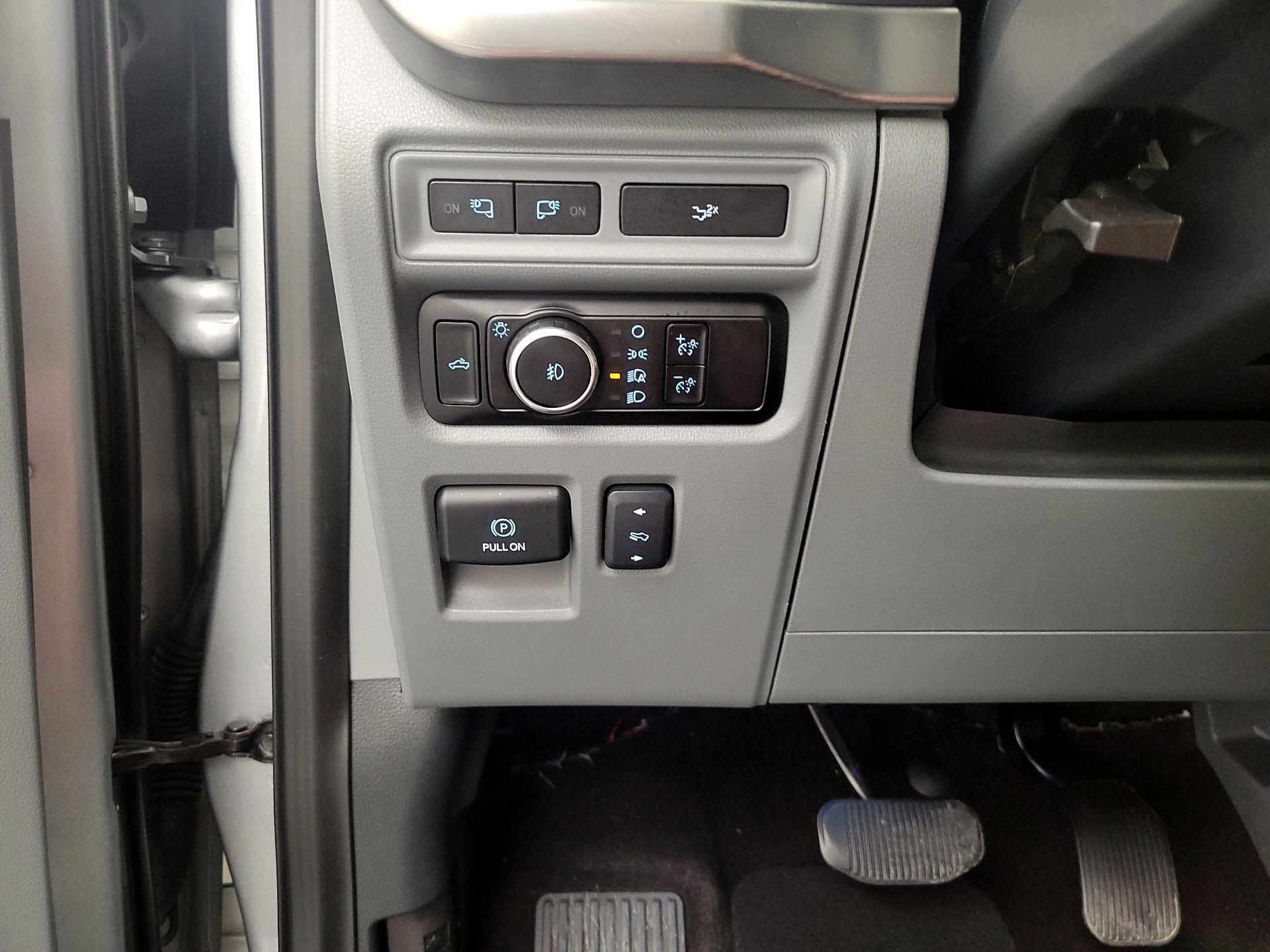 Thumbnail: 2023 Ford F-150 - 13