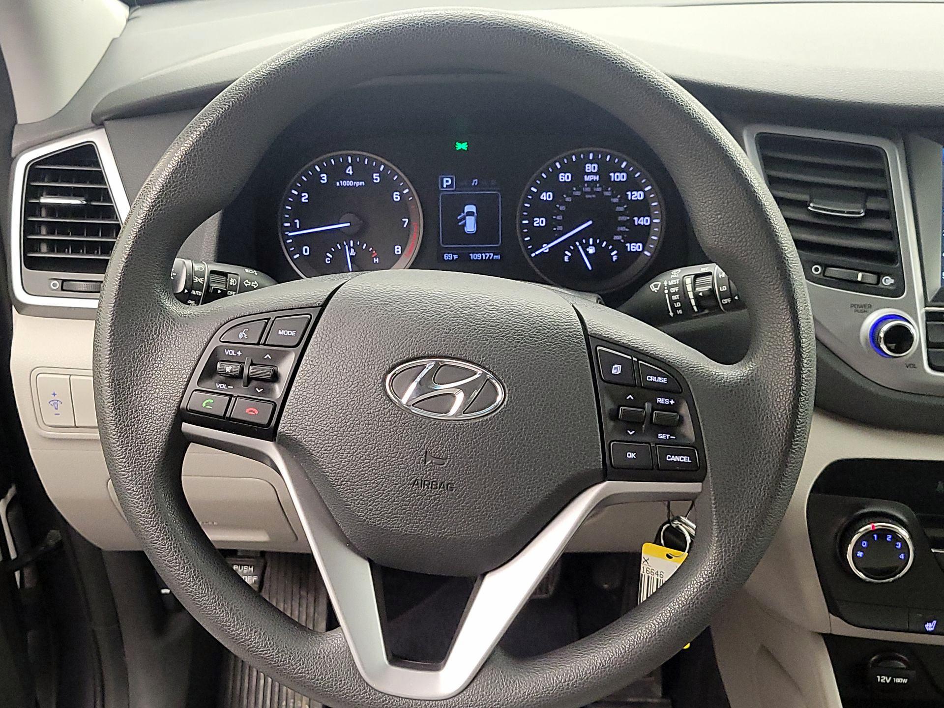 Thumbnail: 2018 Hyundai Tucson - 10