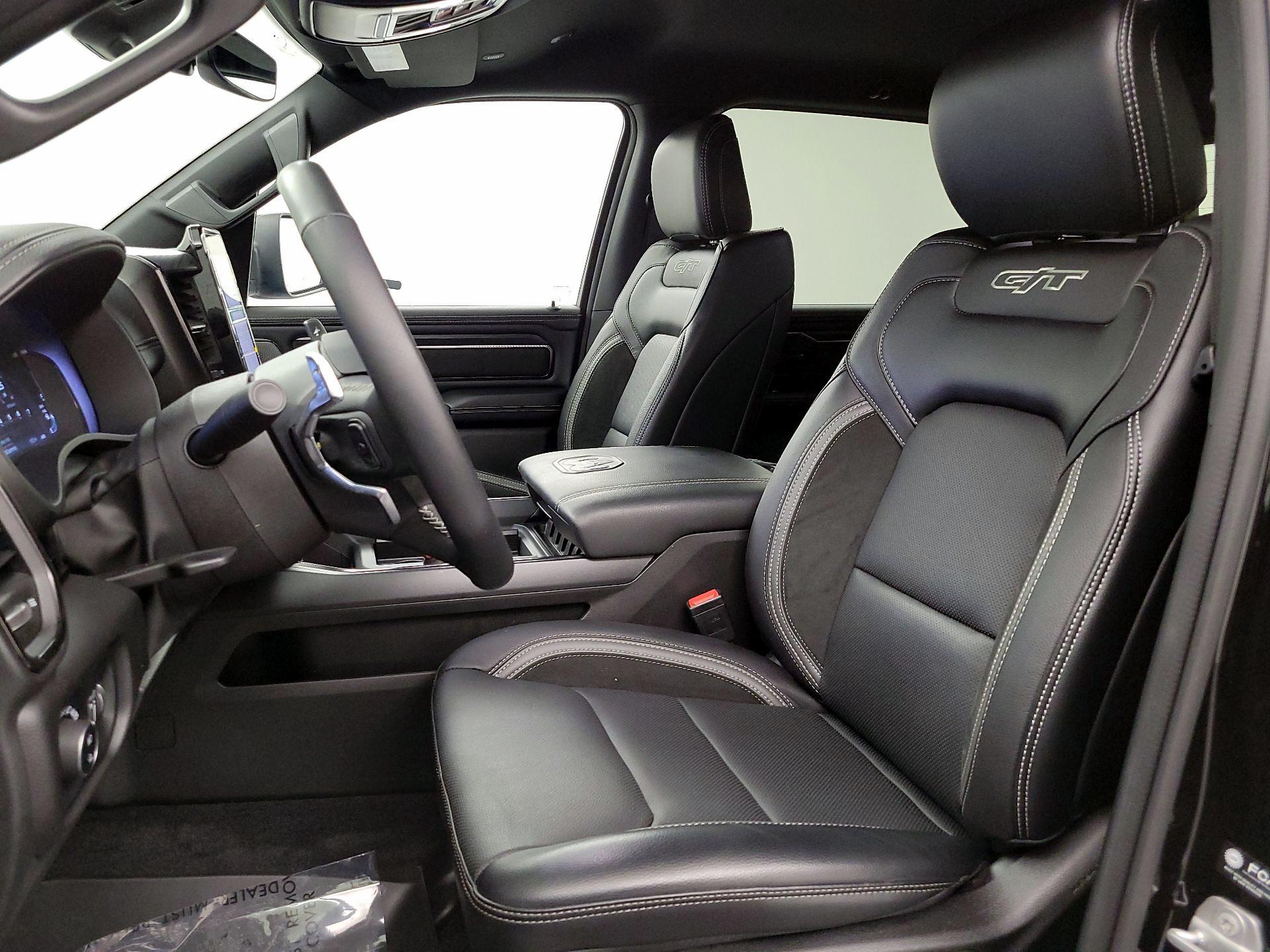 Thumbnail: 2025 RAM 1500 - 11