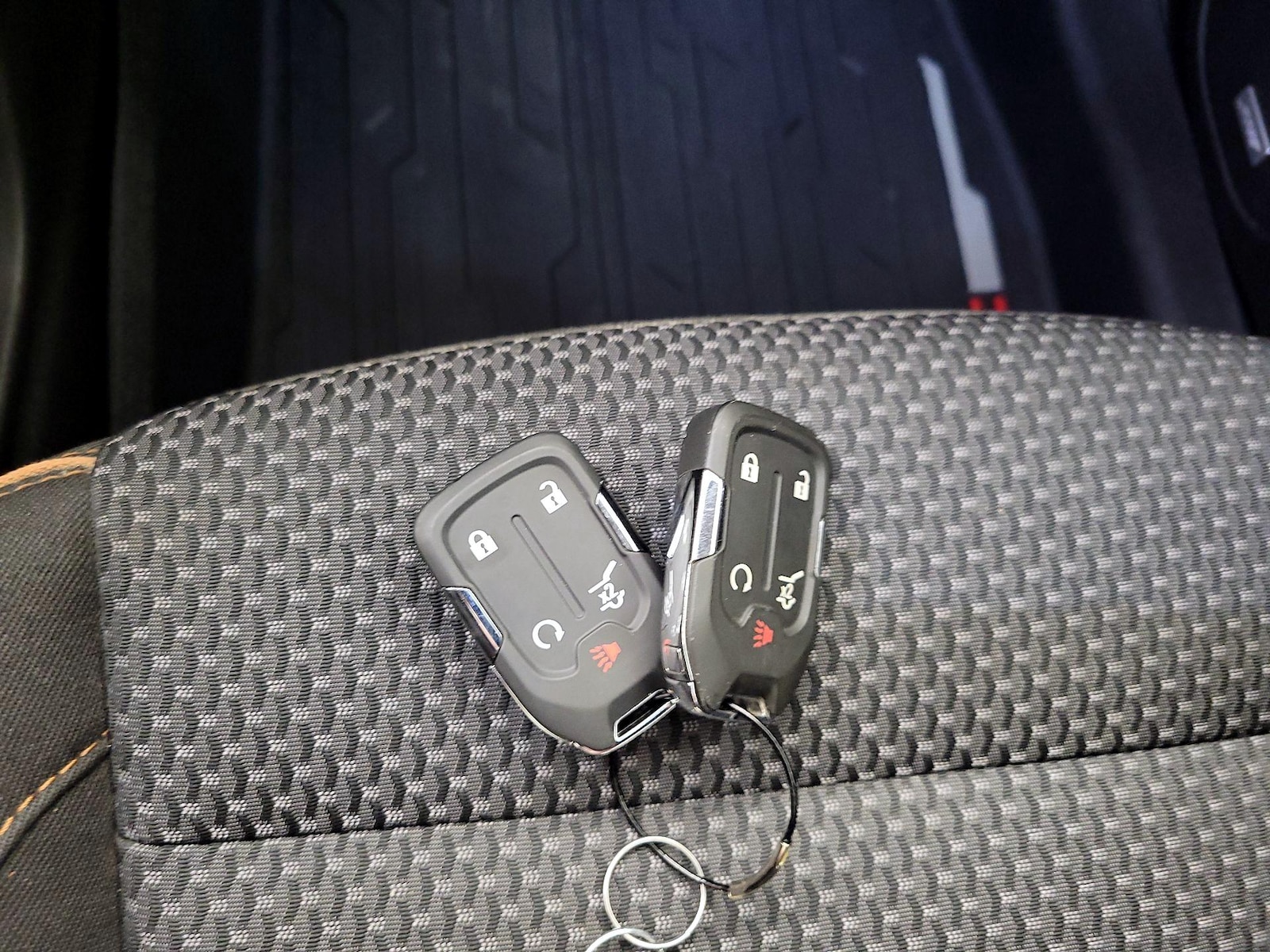 2020 GMC Acadia AT4 - Photo 29