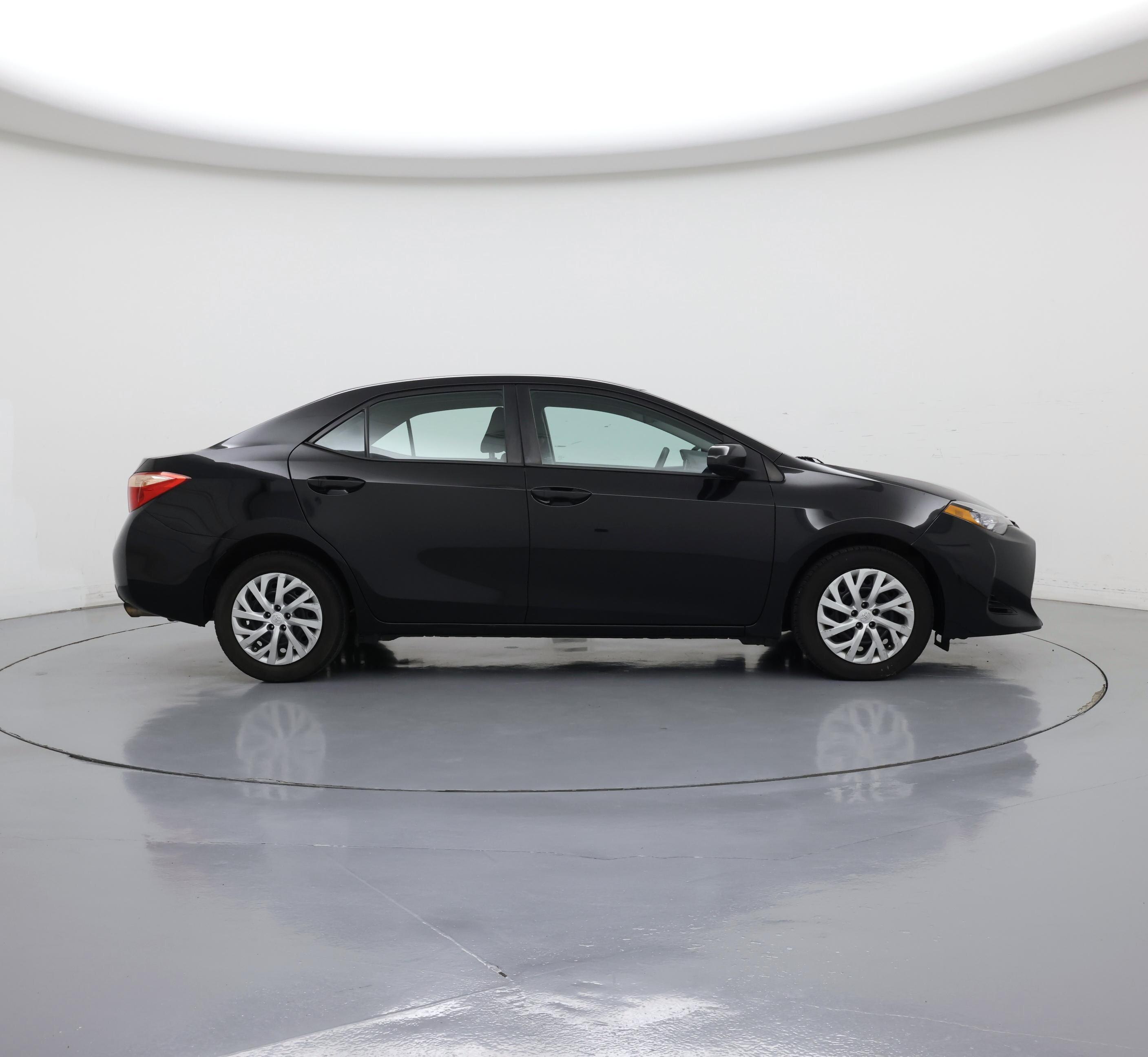 Thumbnail: 2017 Toyota Corolla - 7