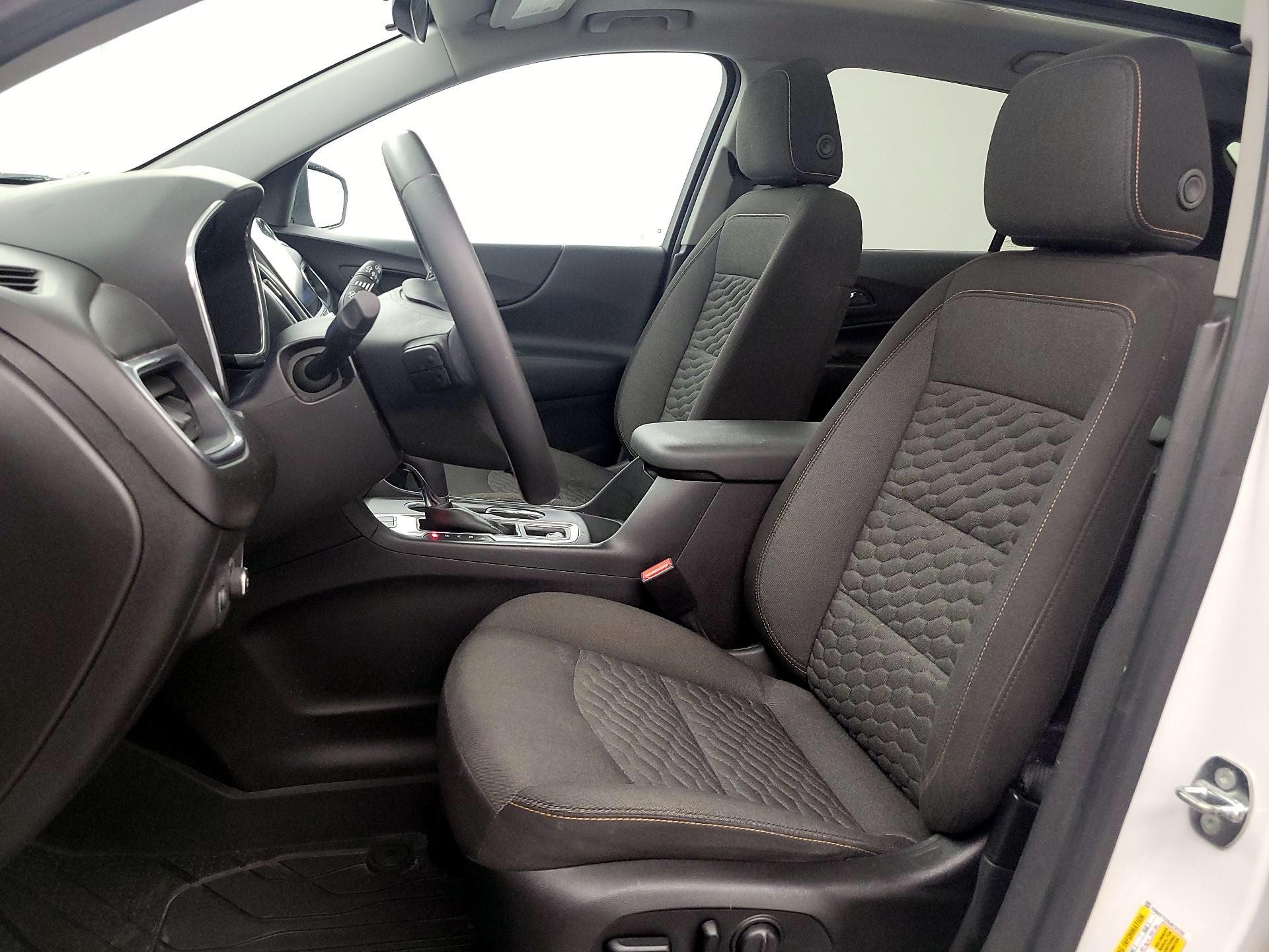 Thumbnail: 2018 Chevrolet Equinox - 11