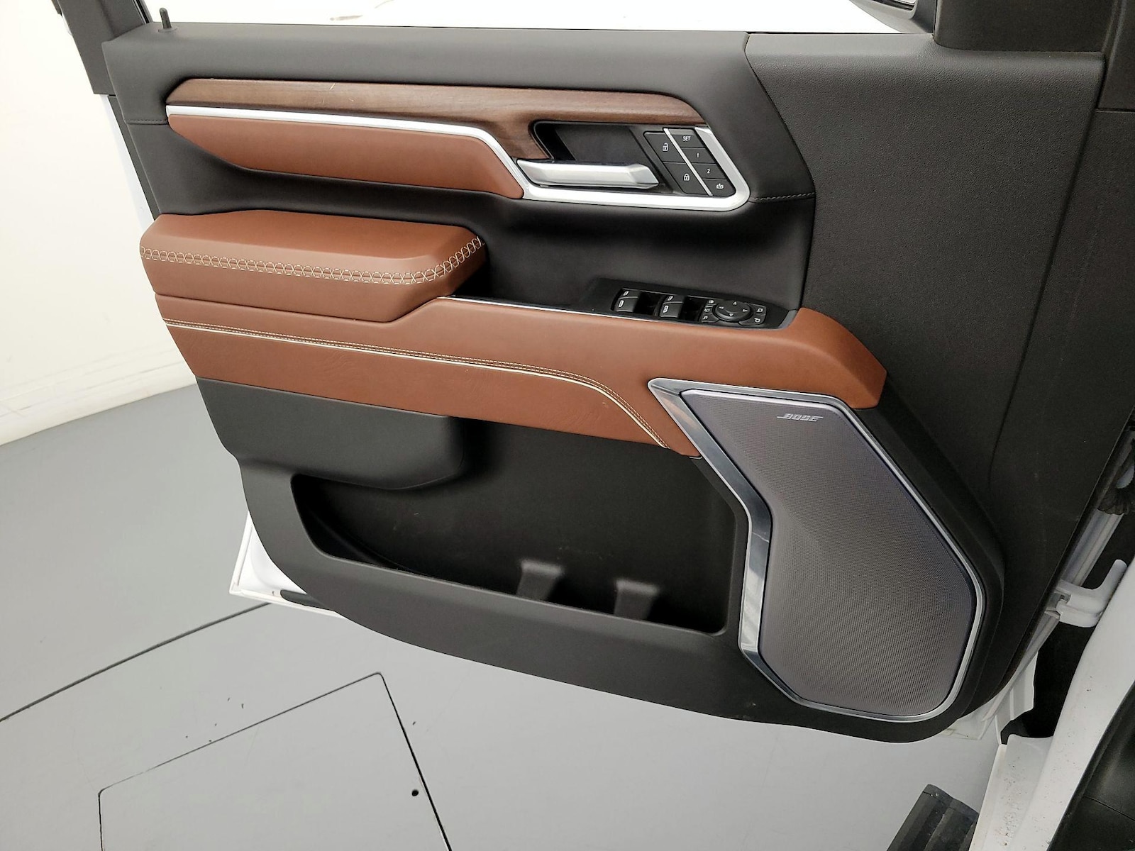 2025 GMC Sierra 2500HD Denali Ultimate - Photo 13