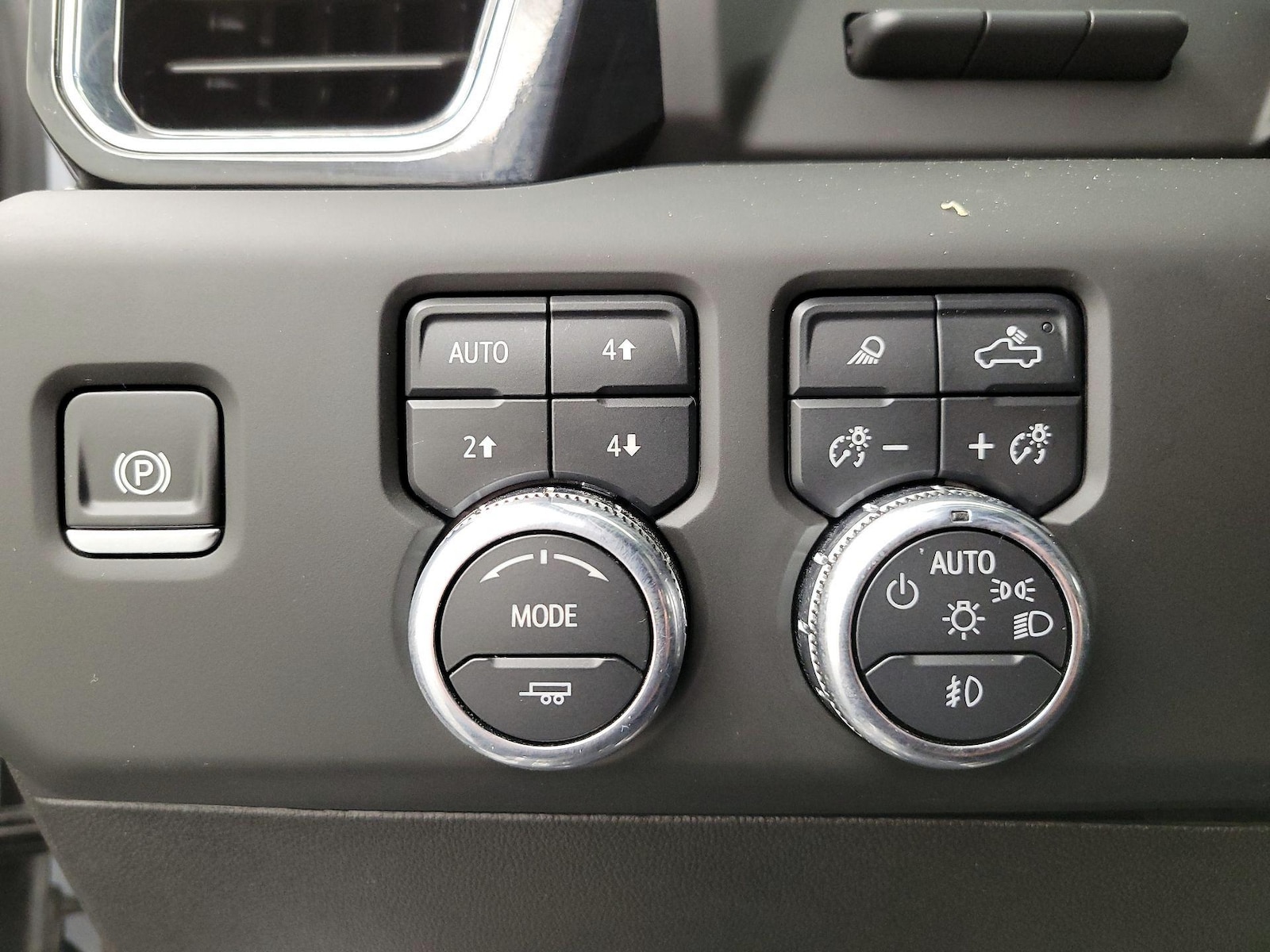 2025 GMC Sierra 2500HD Denali Ultimate - Photo 14