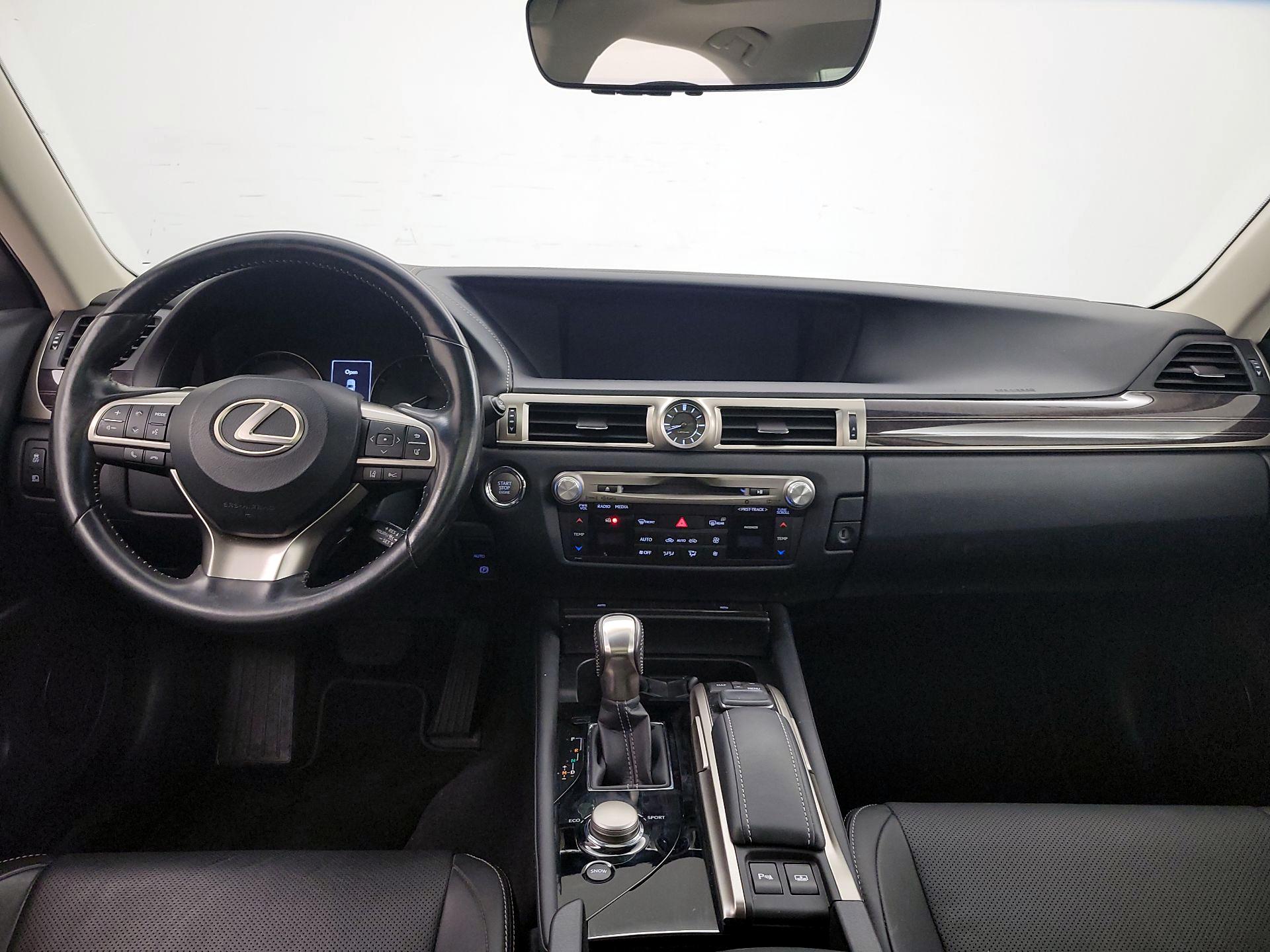 Thumbnail: 2017 Lexus GS - 9