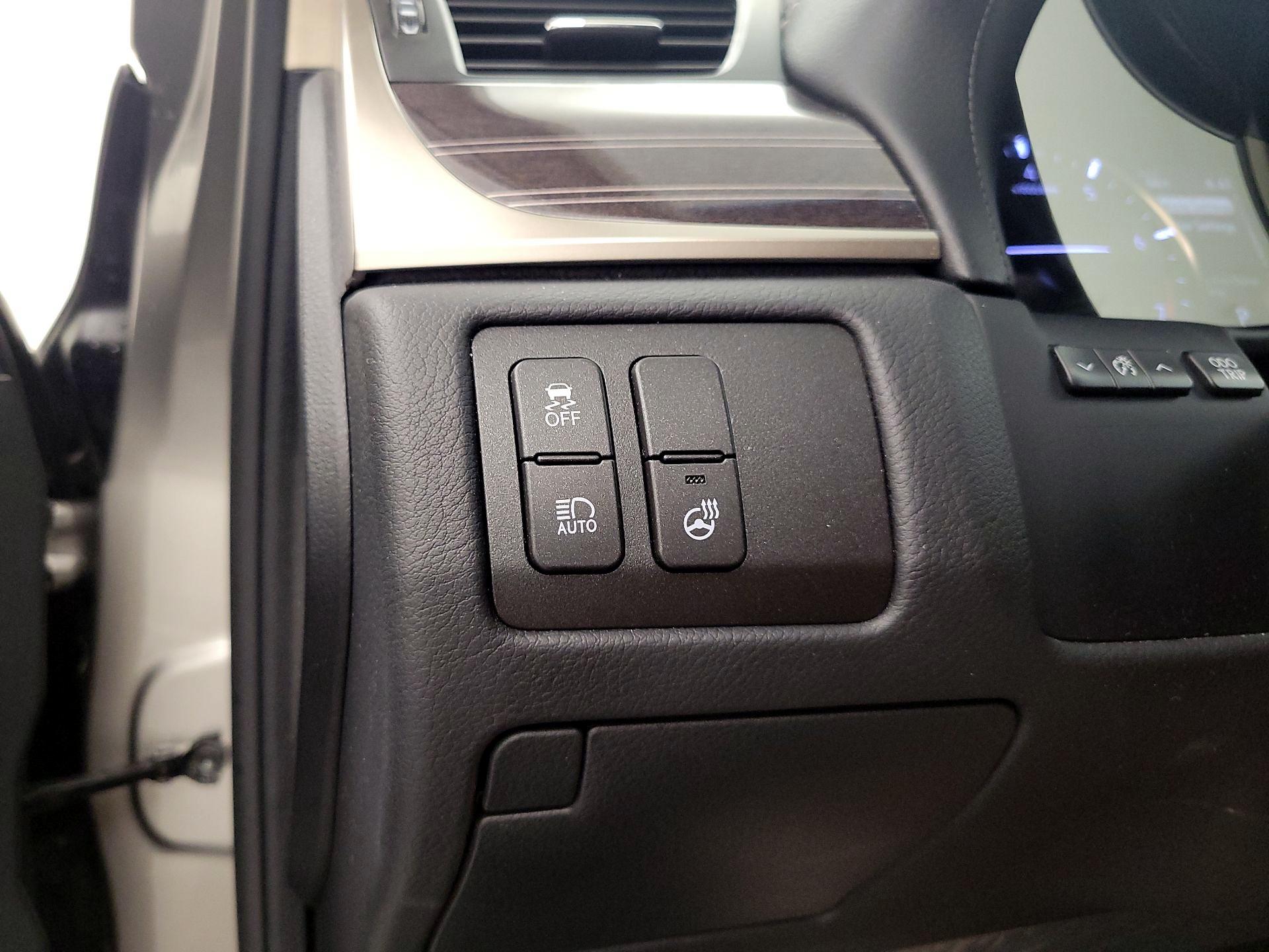 Thumbnail: 2017 Lexus GS - 13