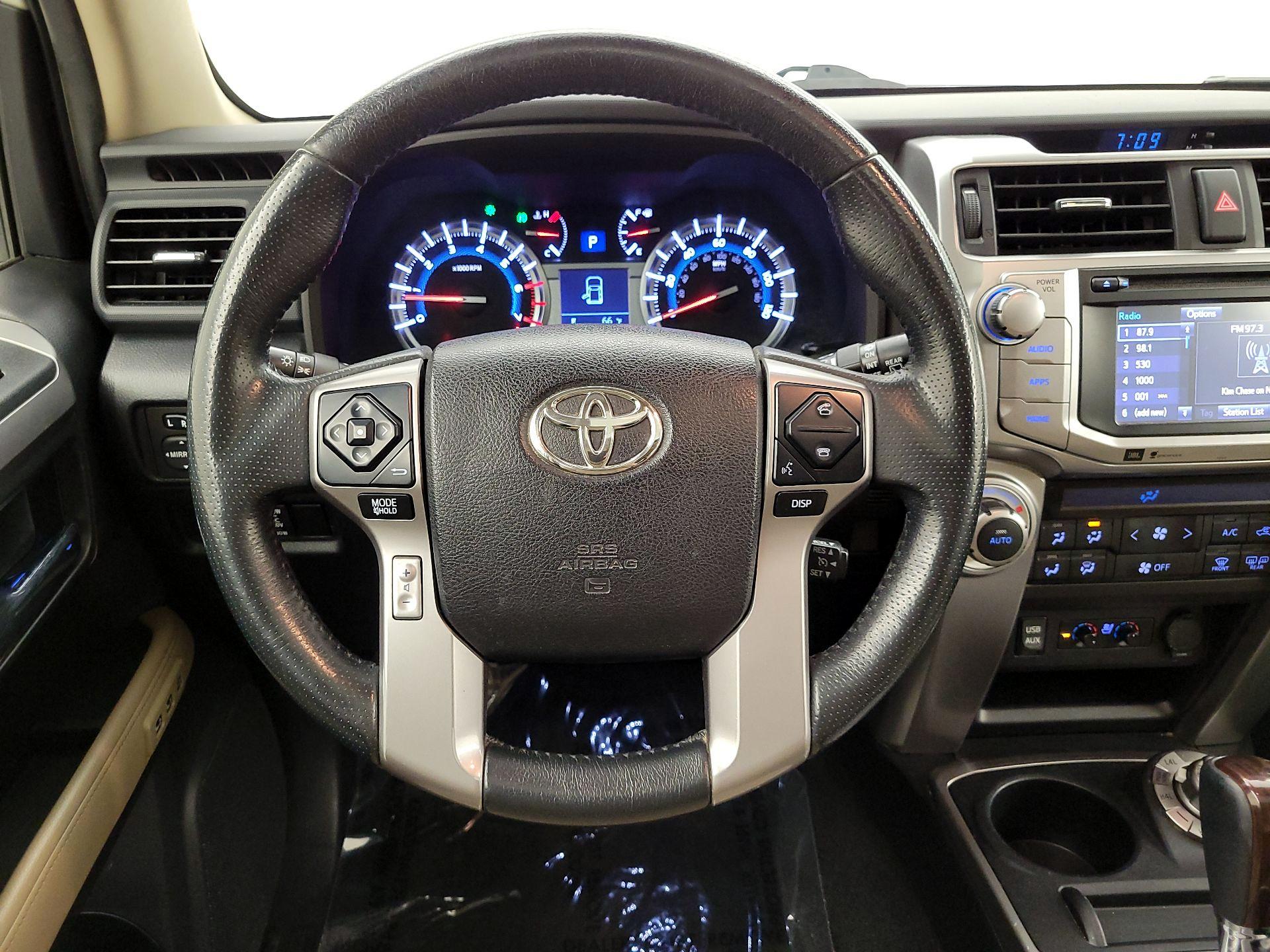 Thumbnail: 2019 Toyota 4Runner - 10