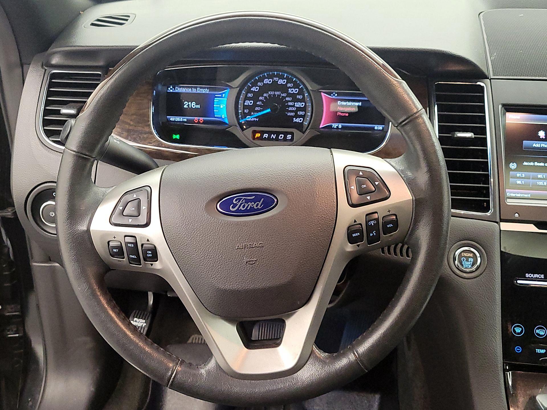 Thumbnail: 2015 Ford Taurus - 10