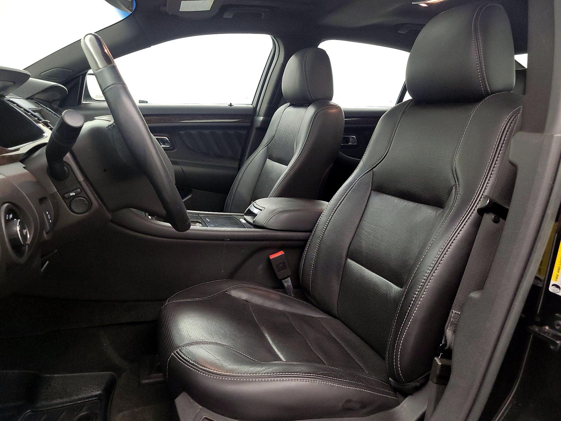 Thumbnail: 2015 Ford Taurus - 11