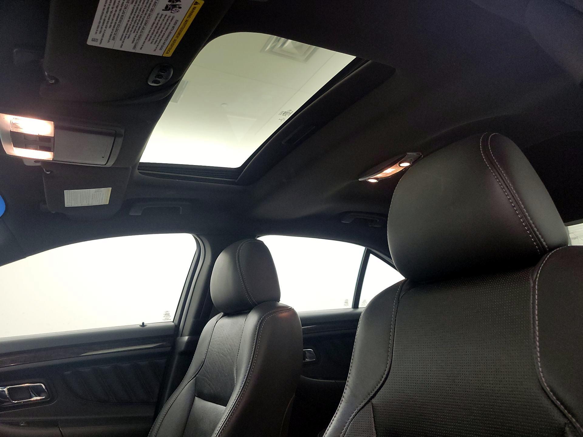 Thumbnail: 2015 Ford Taurus - 19