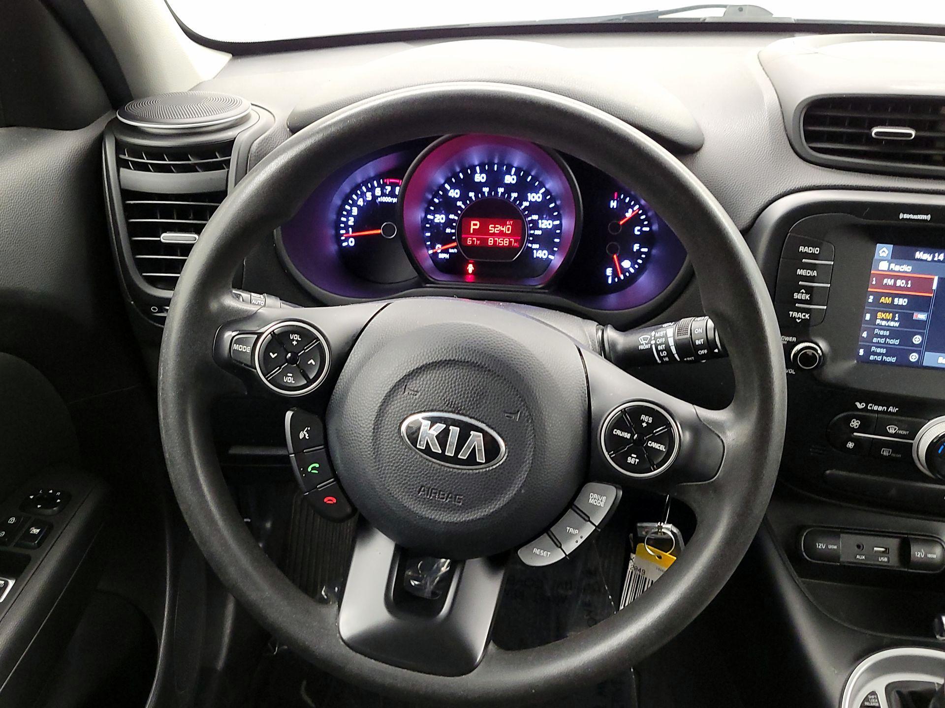 Thumbnail: 2019 Kia Soul - 10