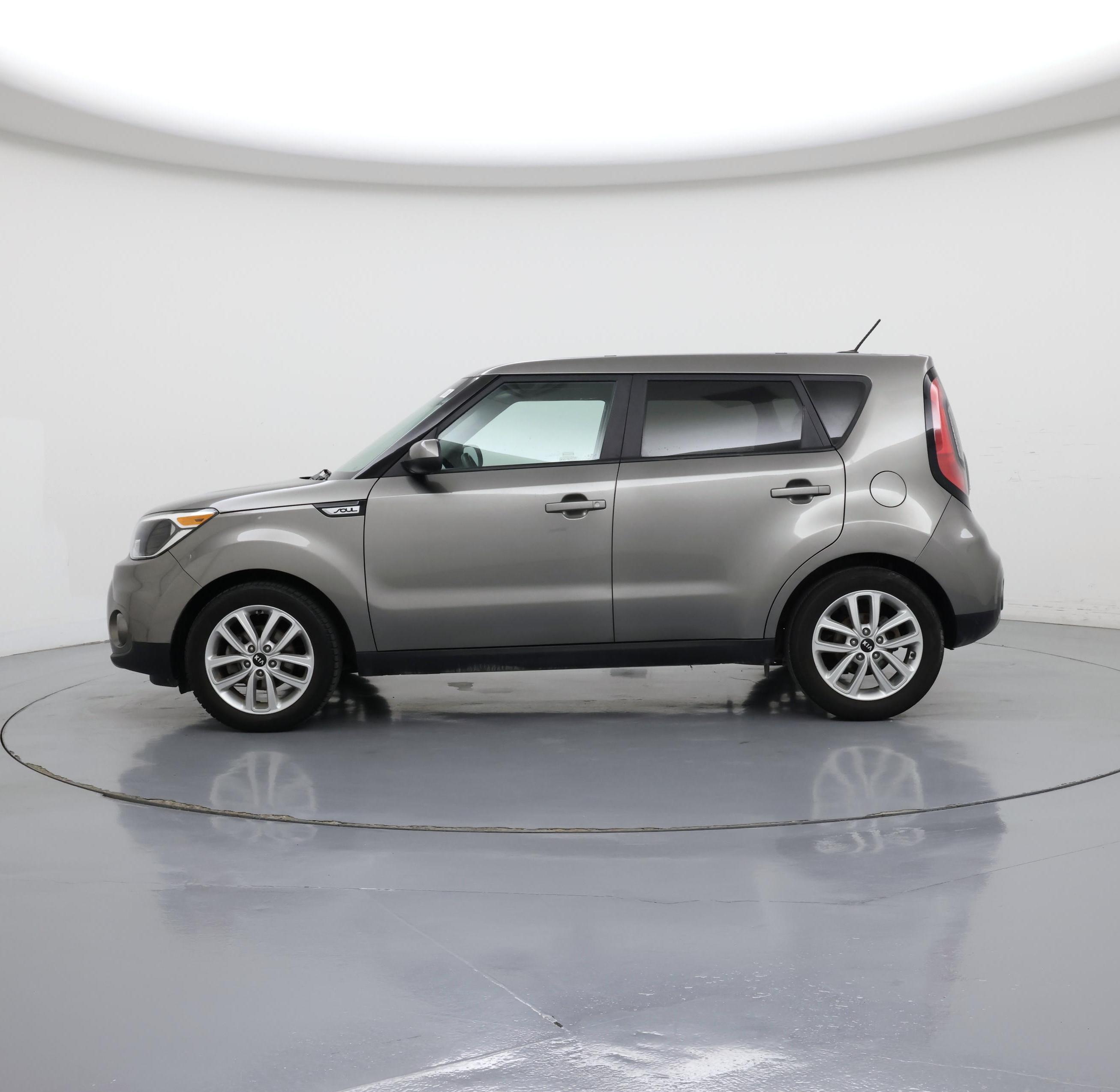 Thumbnail: 2019 Kia Soul - 3