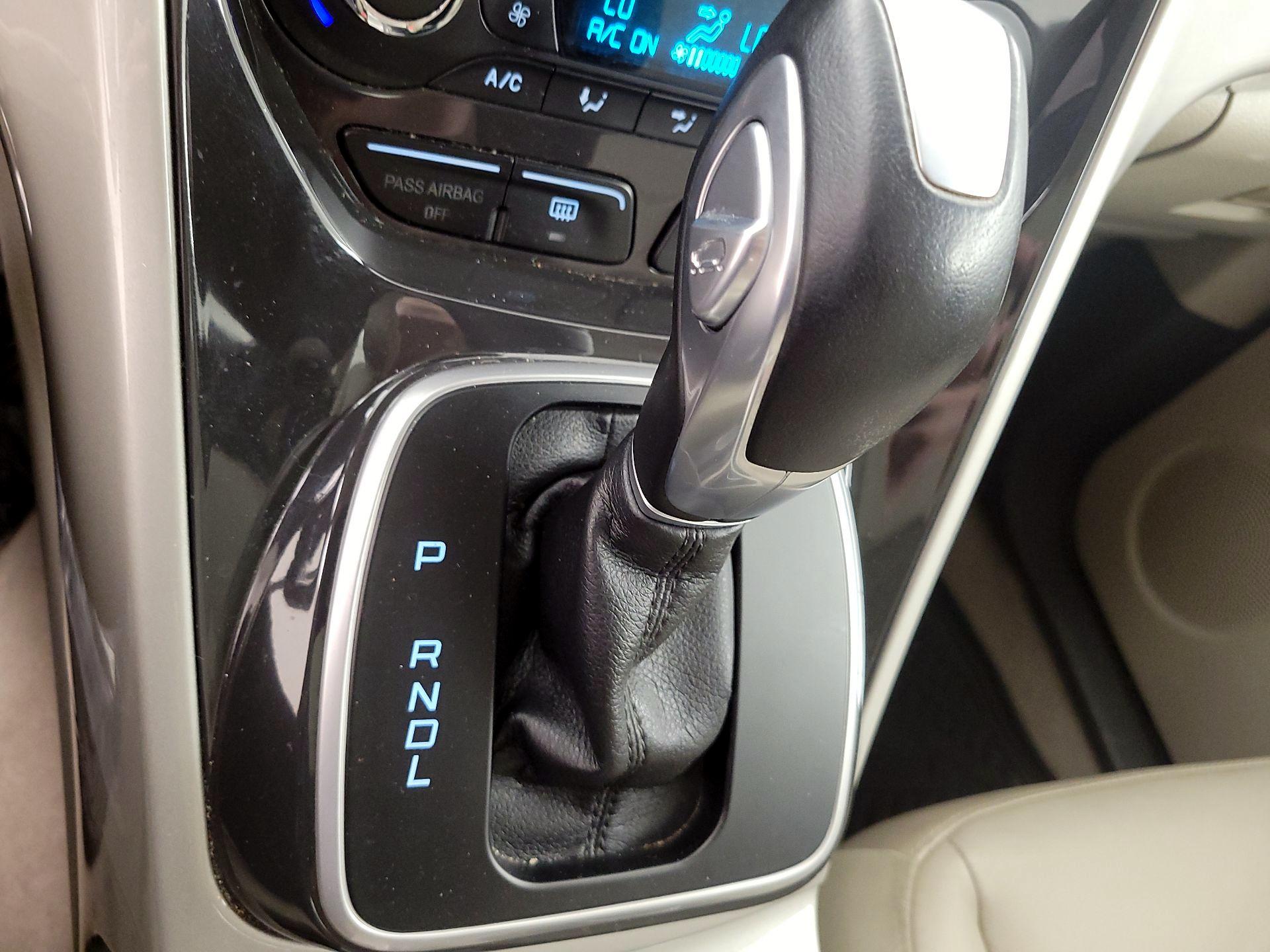 Thumbnail: 2014 Ford C-Max - 17