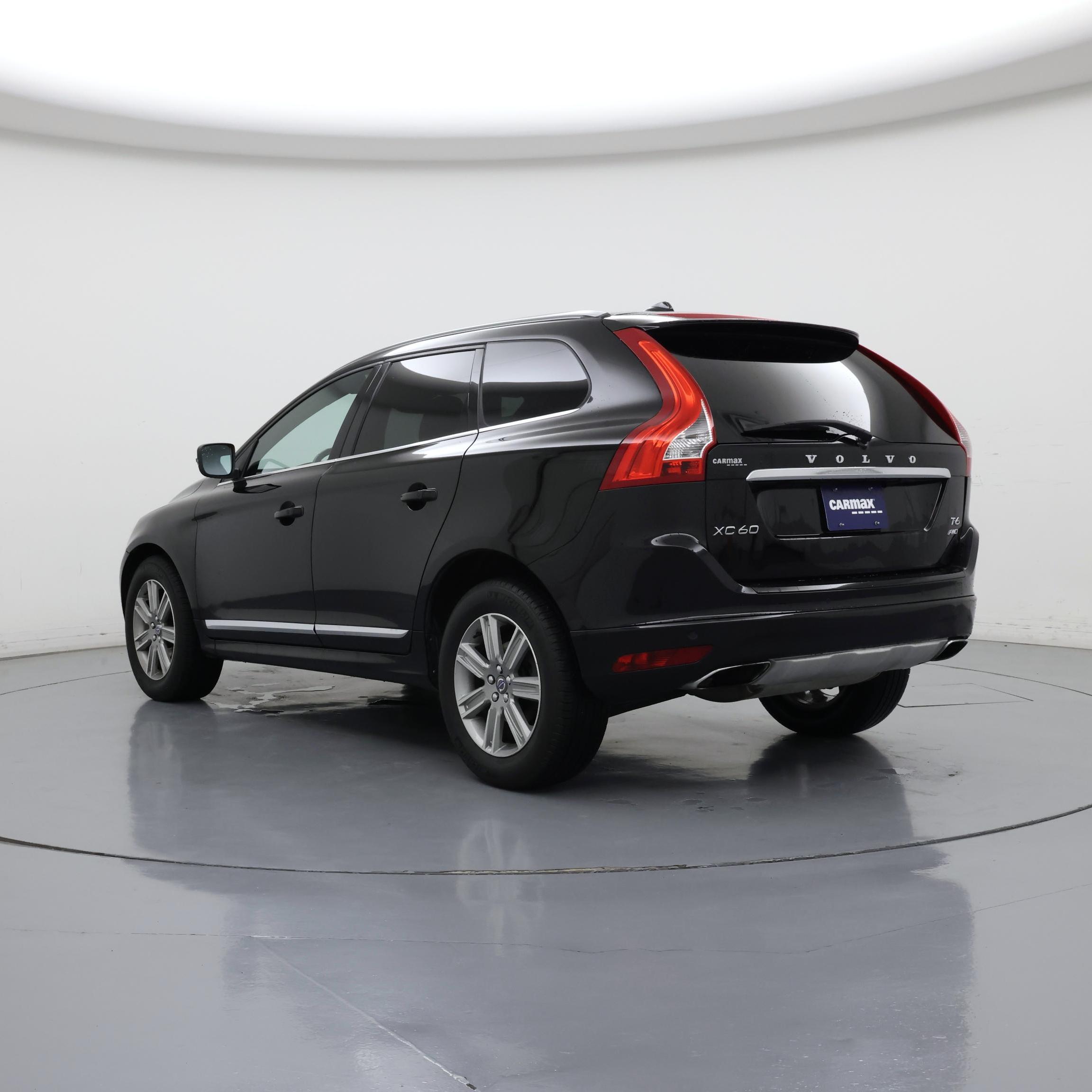 Thumbnail: 2016 Volvo XC60 - 2