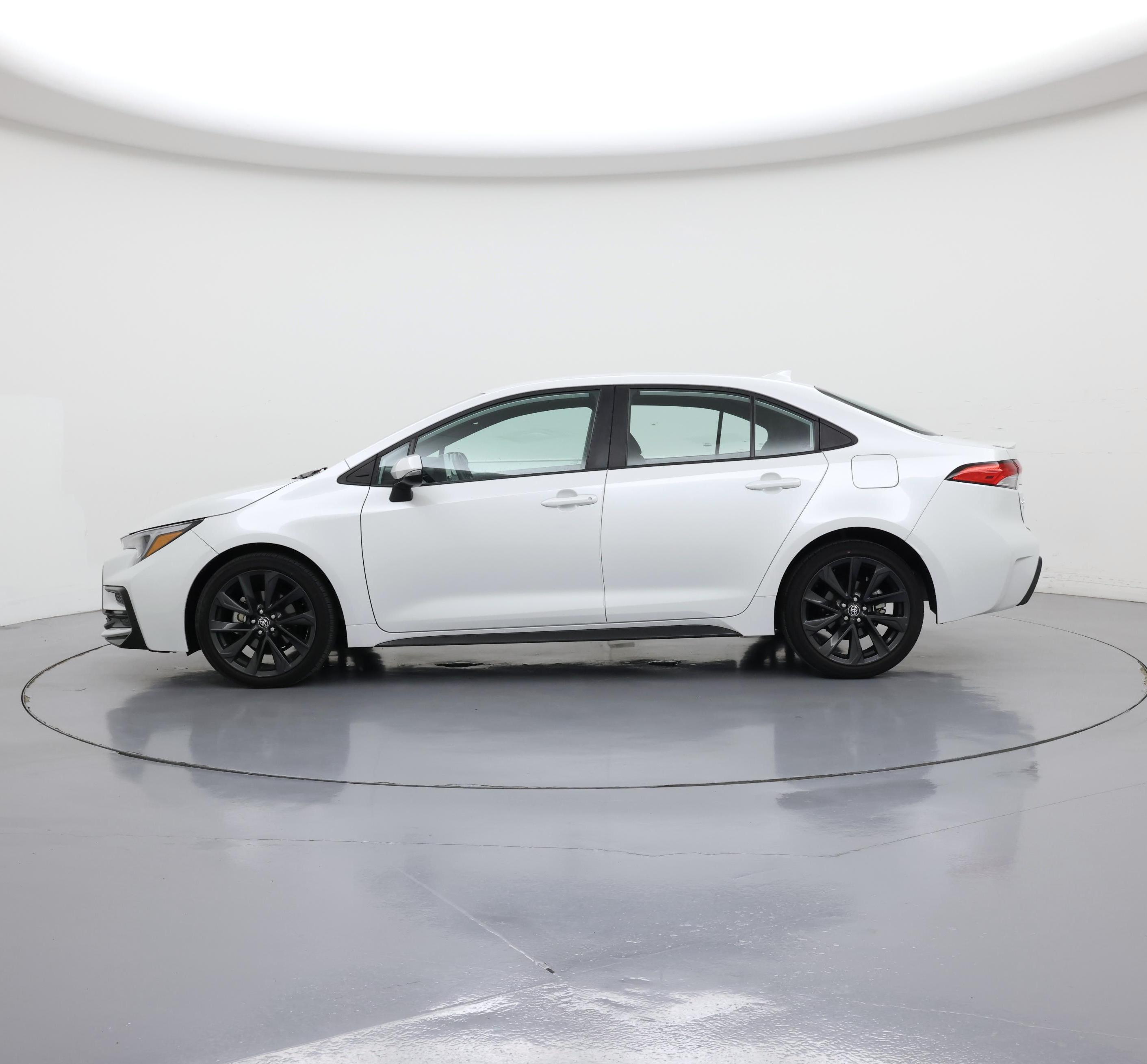 Thumbnail: 2023 Toyota Corolla - 3