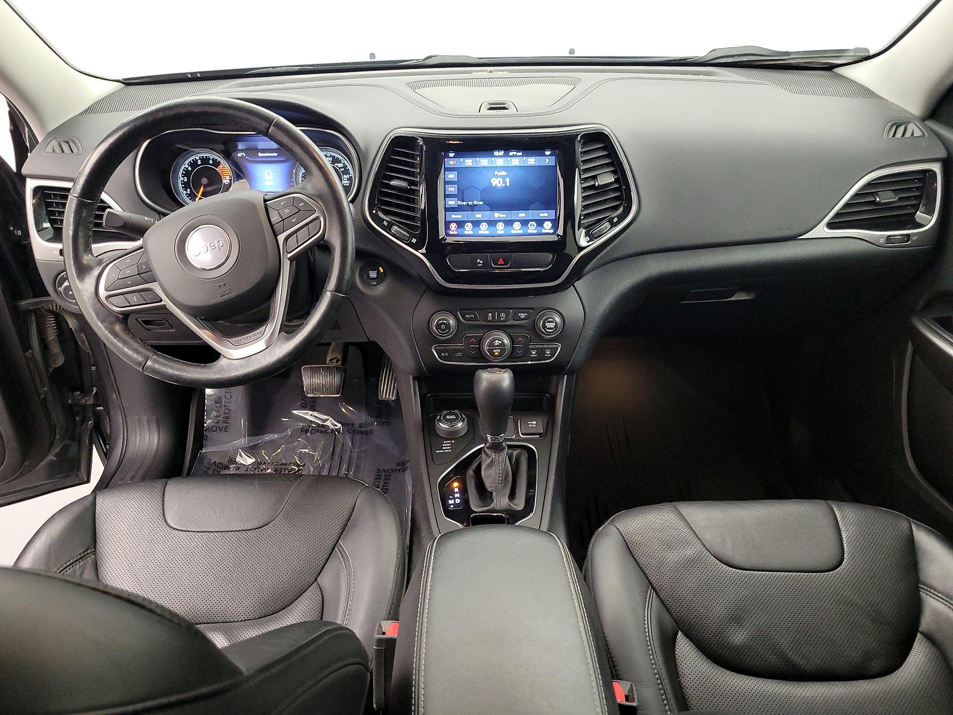 Thumbnail: 2020 Jeep Cherokee - 9