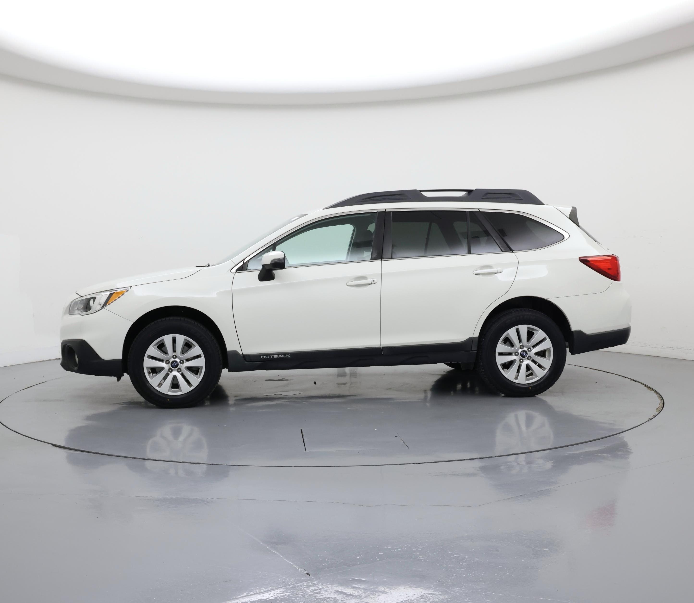 Thumbnail: 2017 Subaru Outback - 3