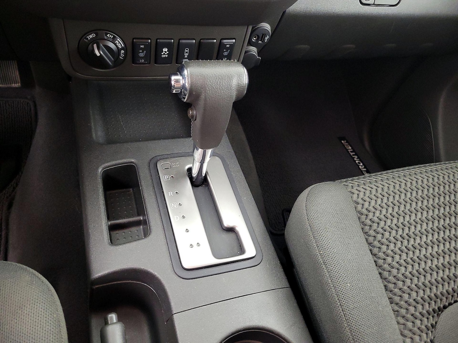 2019 Nissan Frontier SV - Photo 18