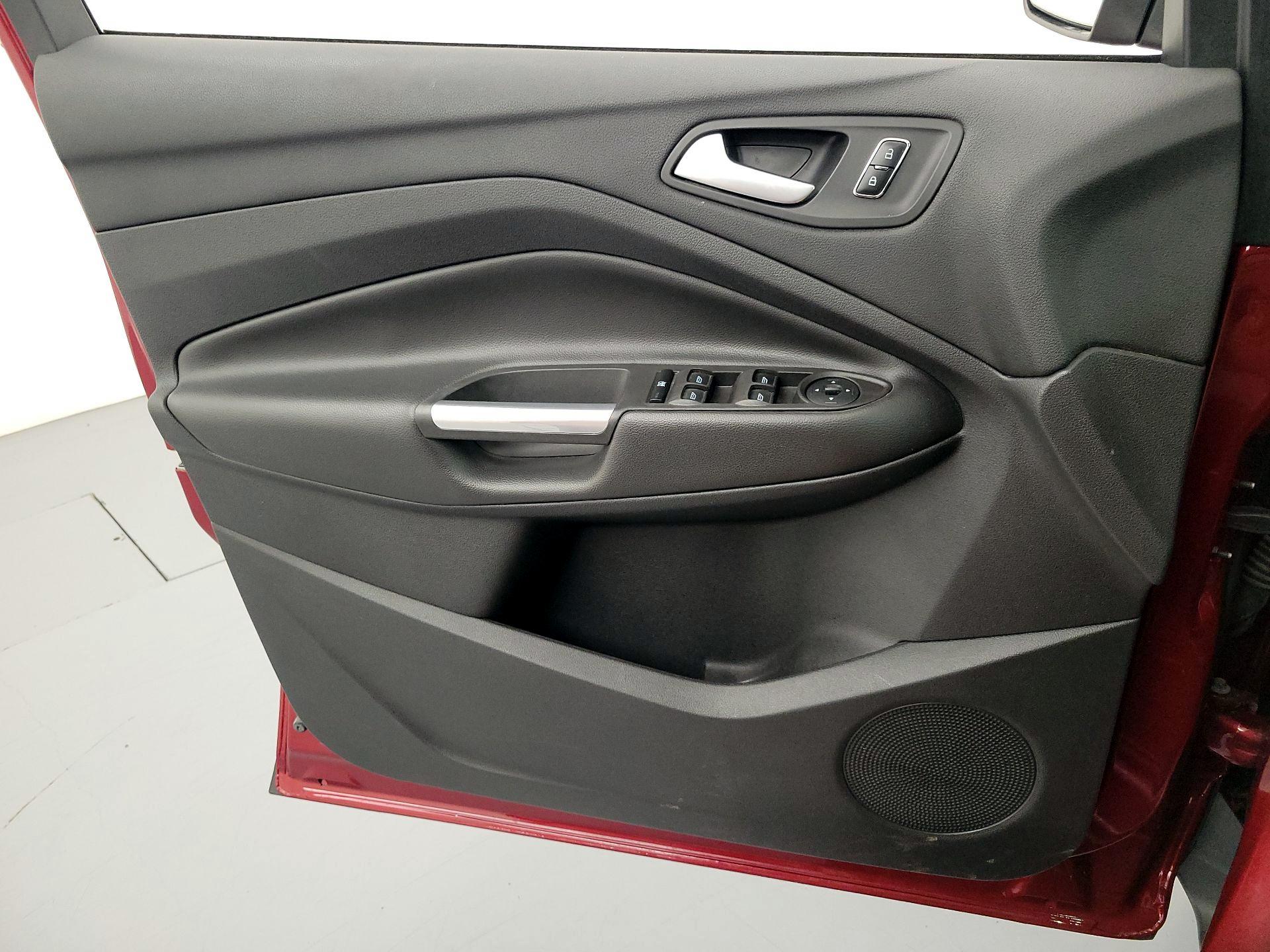 Thumbnail: 2014 Ford Escape - 12