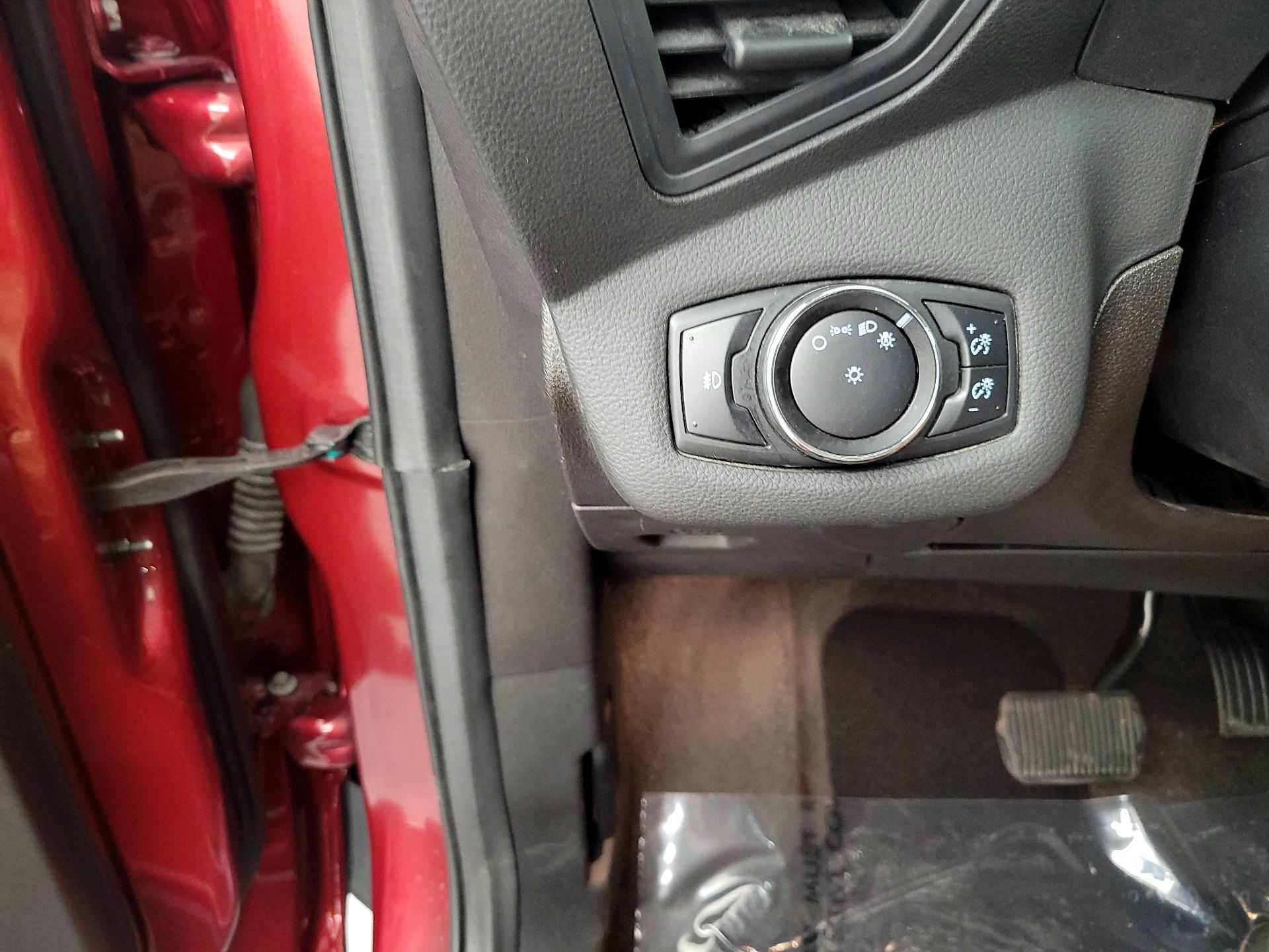 Thumbnail: 2014 Ford Escape - 13
