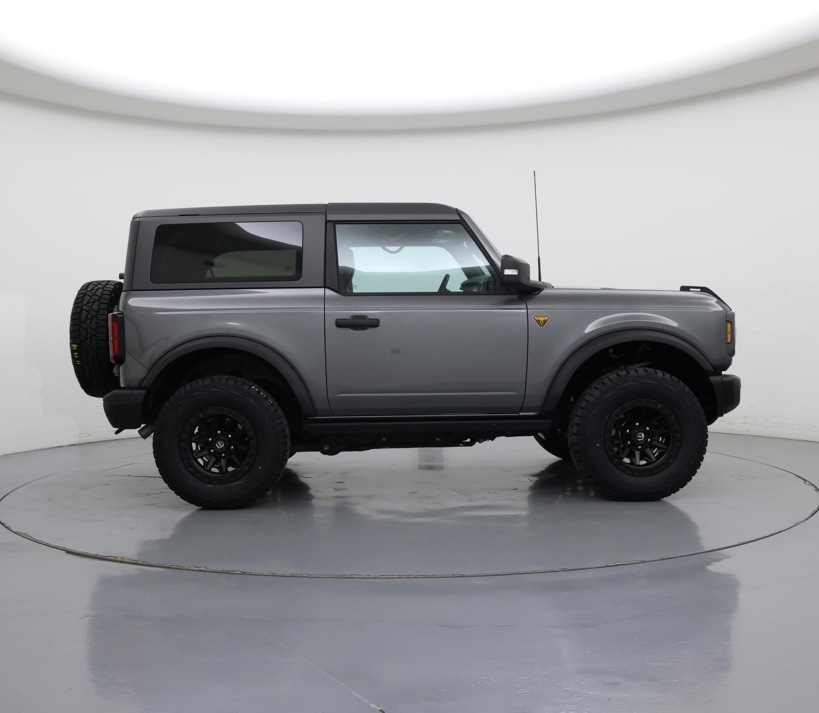 Thumbnail: 2023 Ford Bronco - 7
