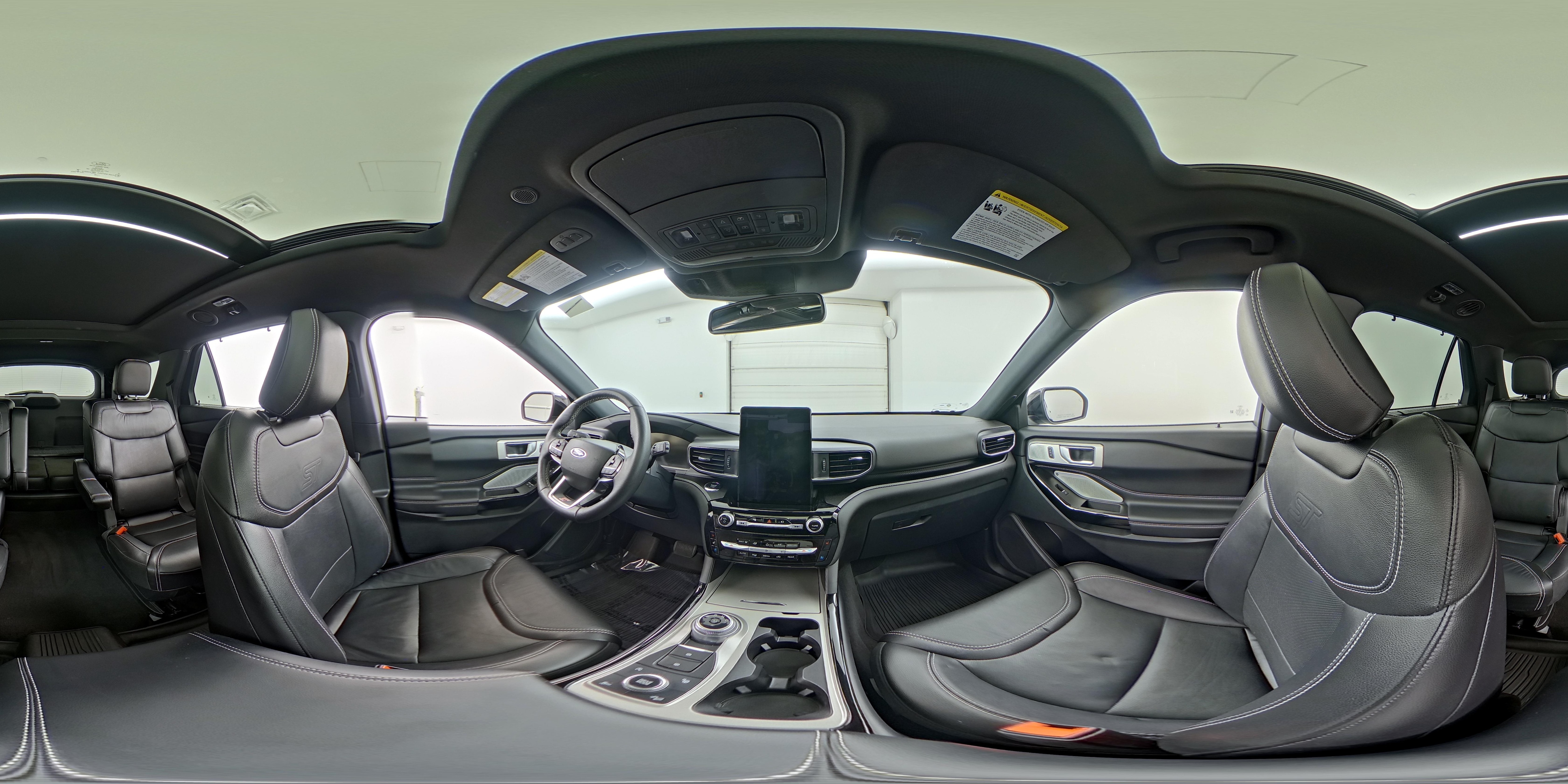 2022 Ford Explorer ST - Photo 28