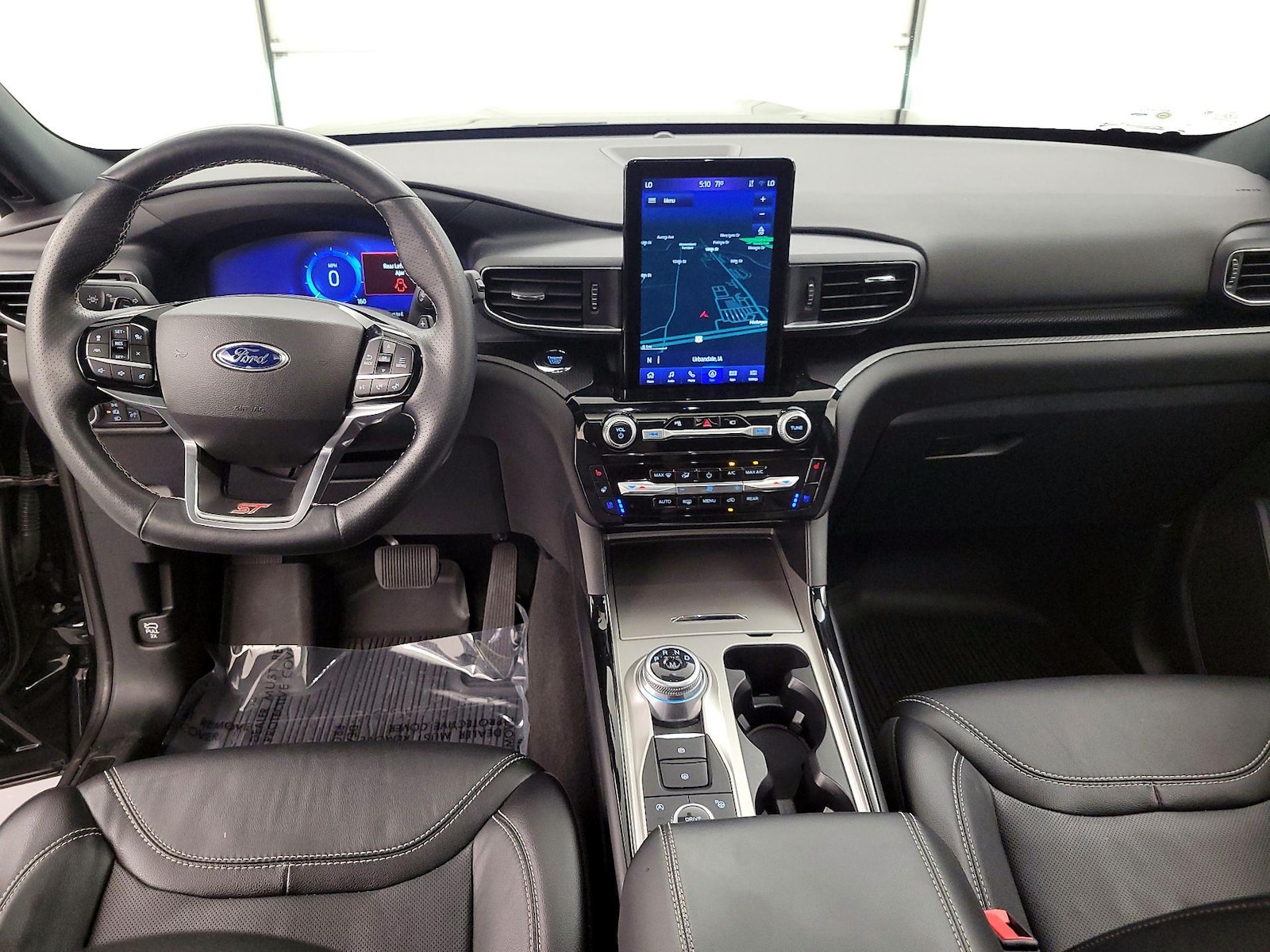 2022 Ford Explorer ST - Photo 10