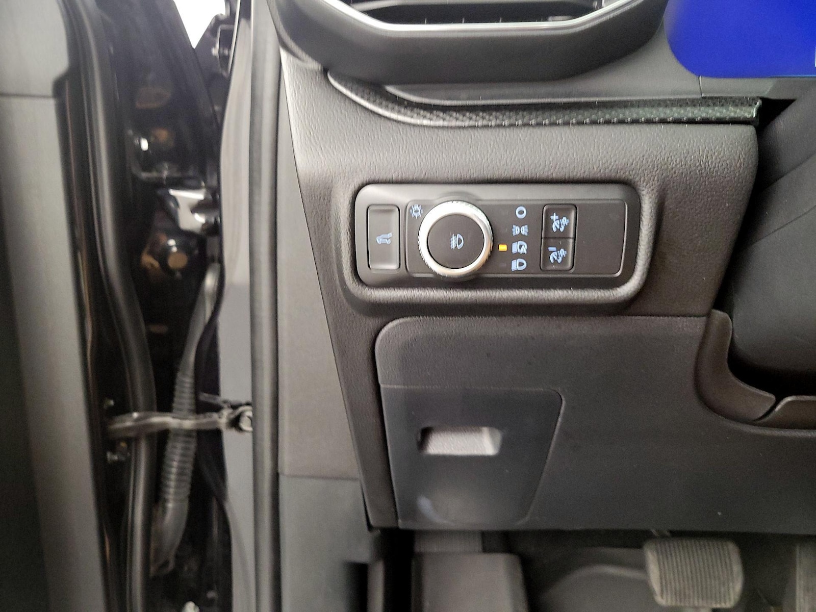 2022 Ford Explorer ST - Photo 14