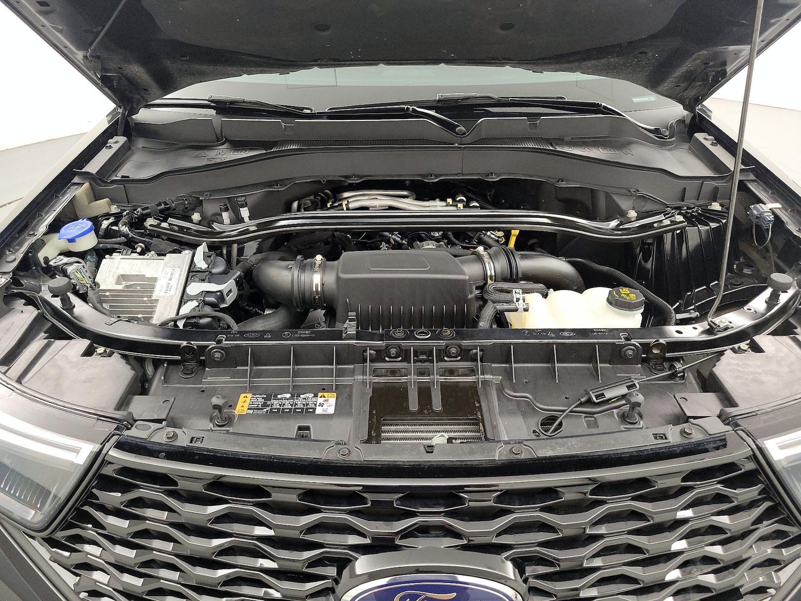 2022 Ford Explorer ST - Photo 26