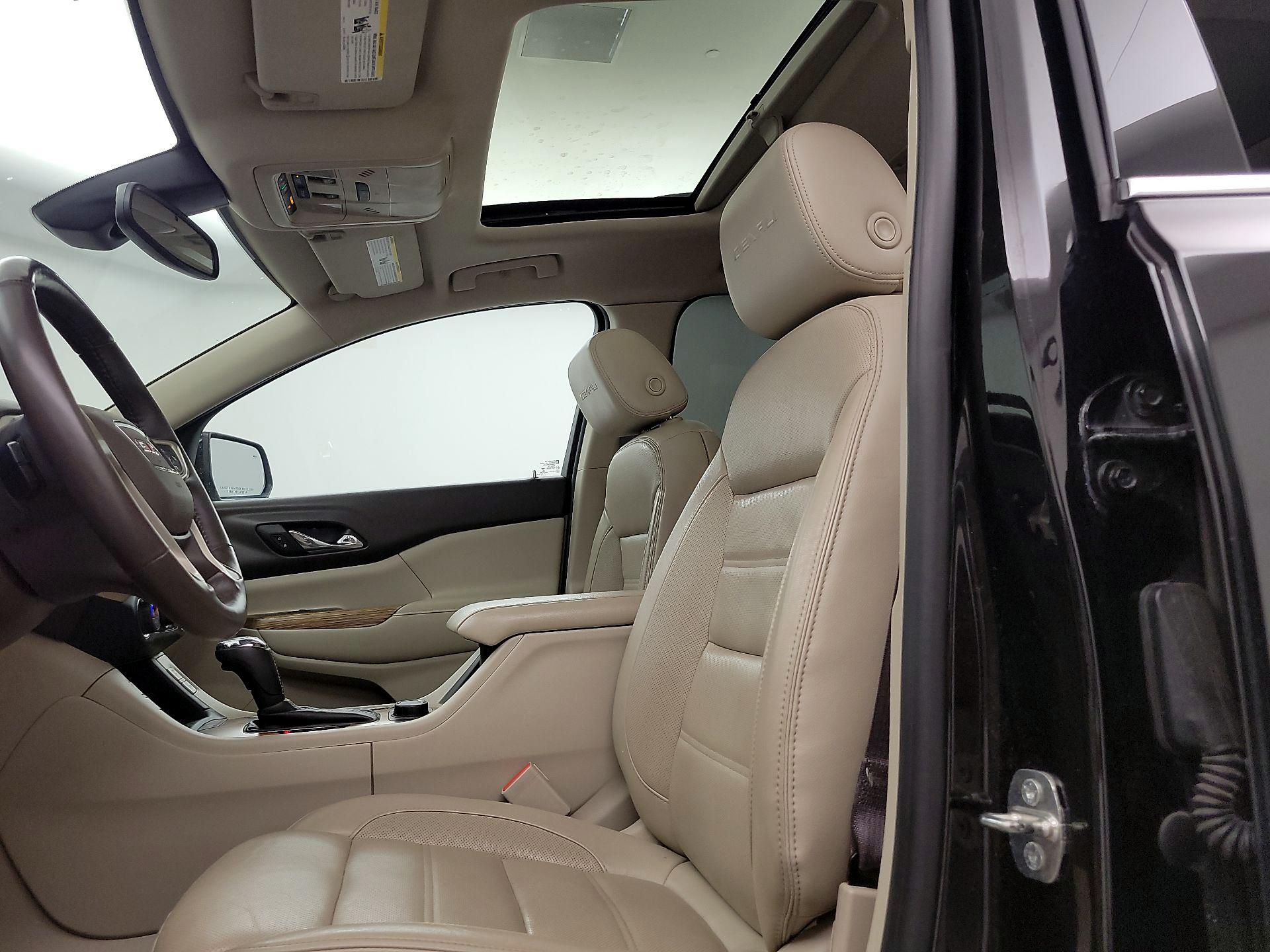 Thumbnail: 2017 GMC Acadia - 20