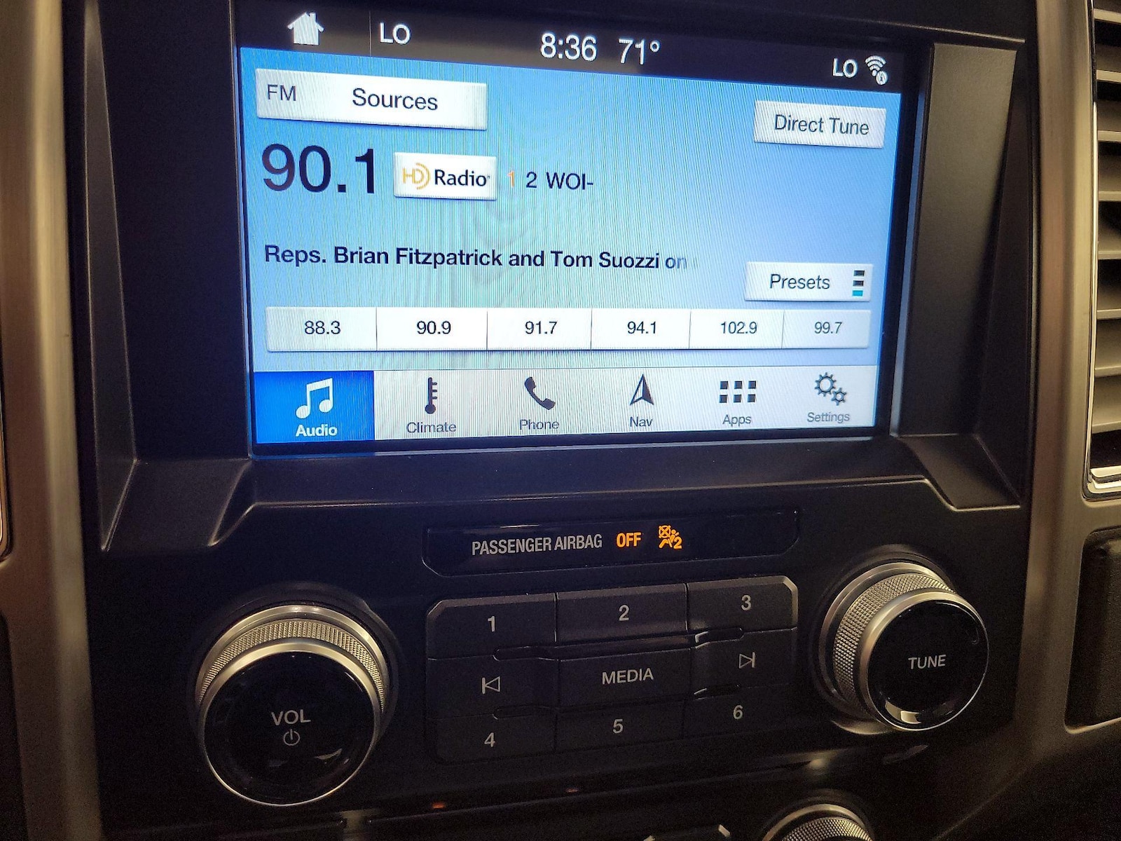 2016 Ford F-150 Platinum - Photo 17