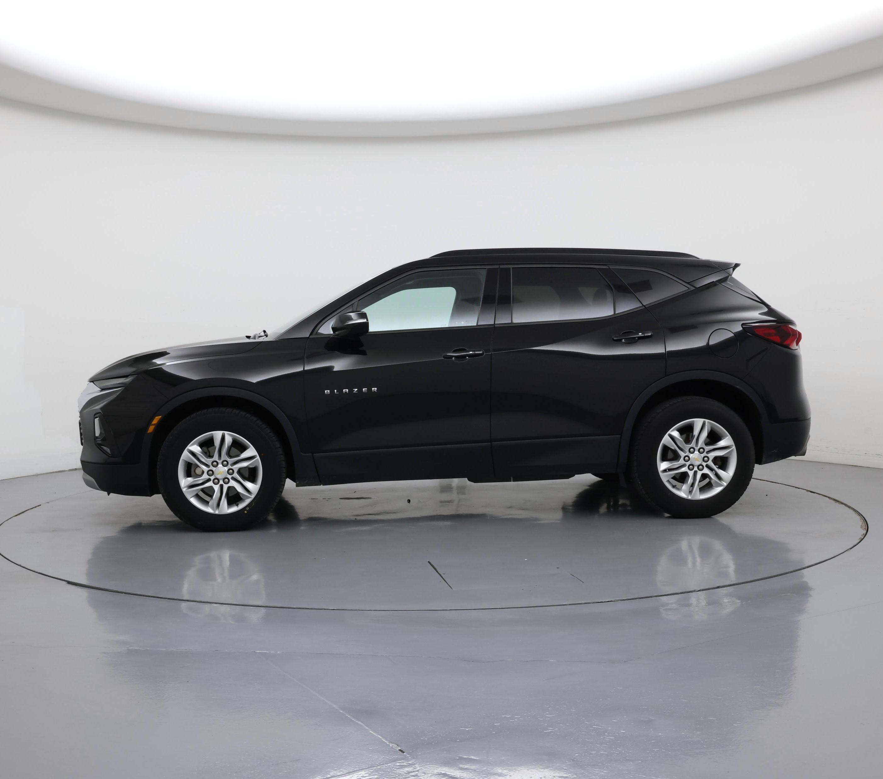 Thumbnail: 2019 Chevrolet Blazer - 3