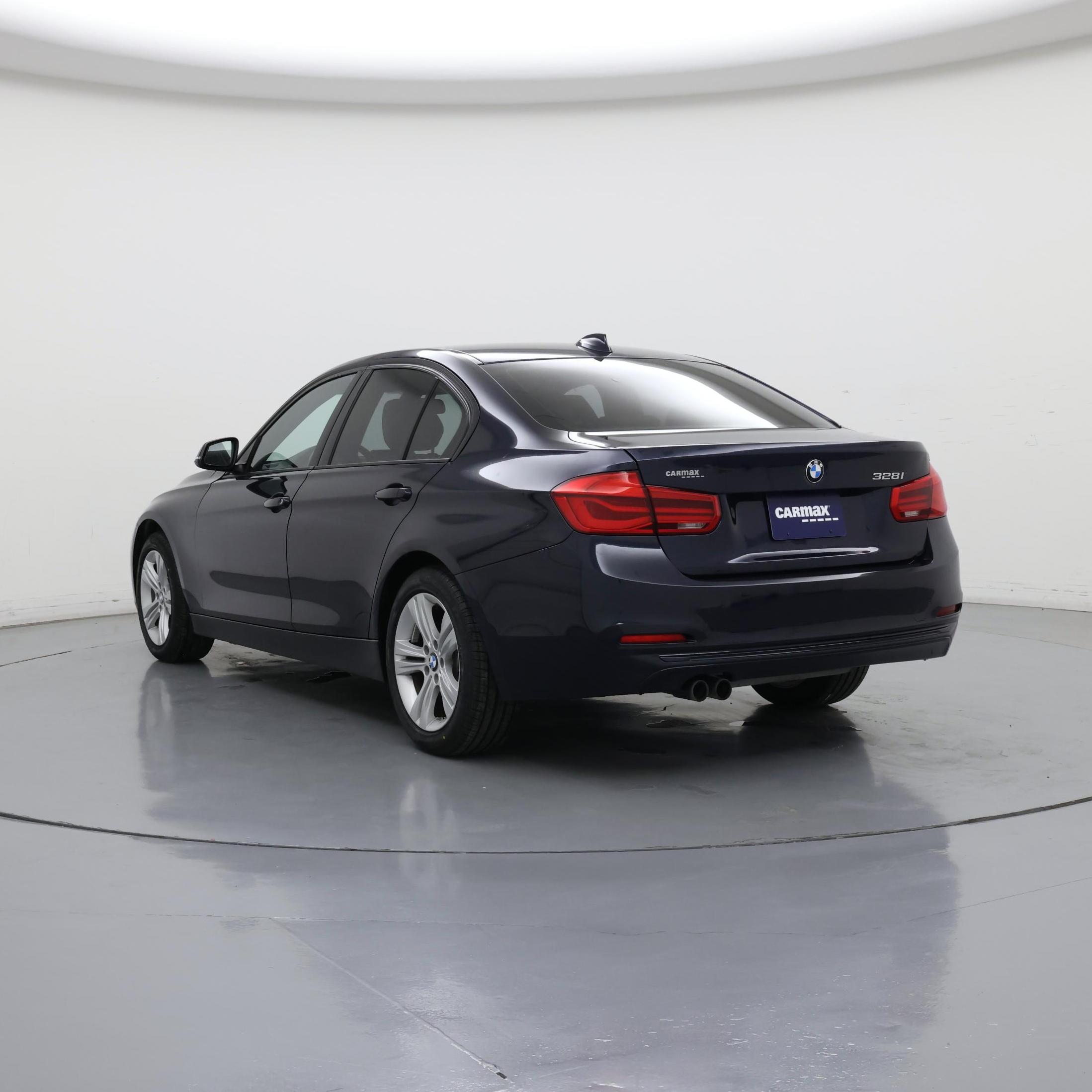 Thumbnail: 2016 BMW 3 Series - 2