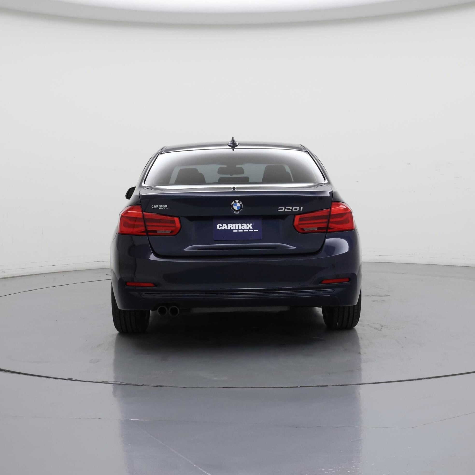 Thumbnail: 2016 BMW 3 Series - 6