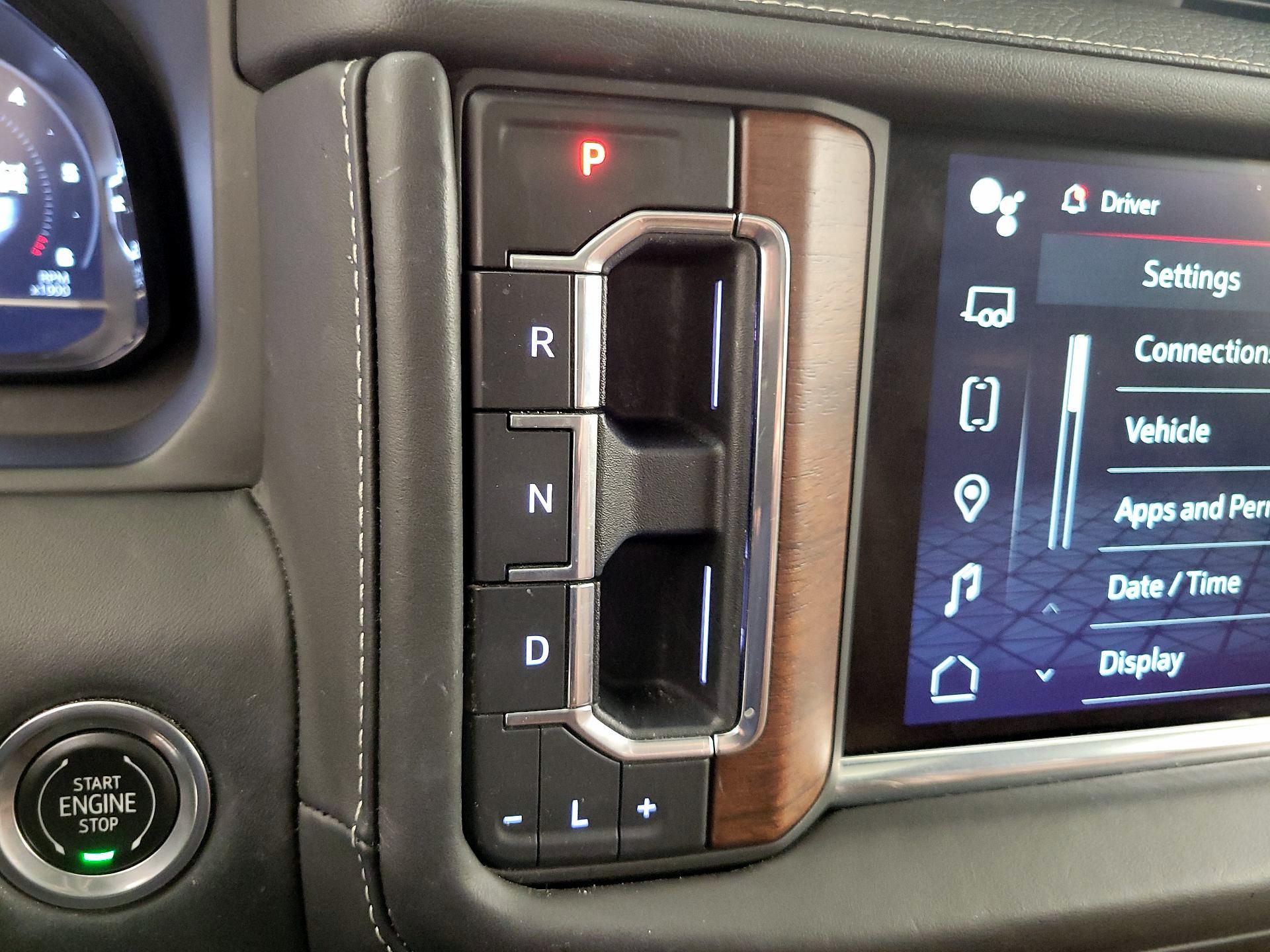 Thumbnail: 2023 GMC Yukon - 17