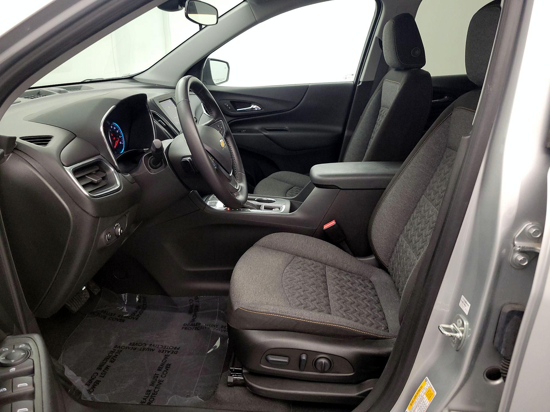 Thumbnail: 2022 Chevrolet Equinox - 11