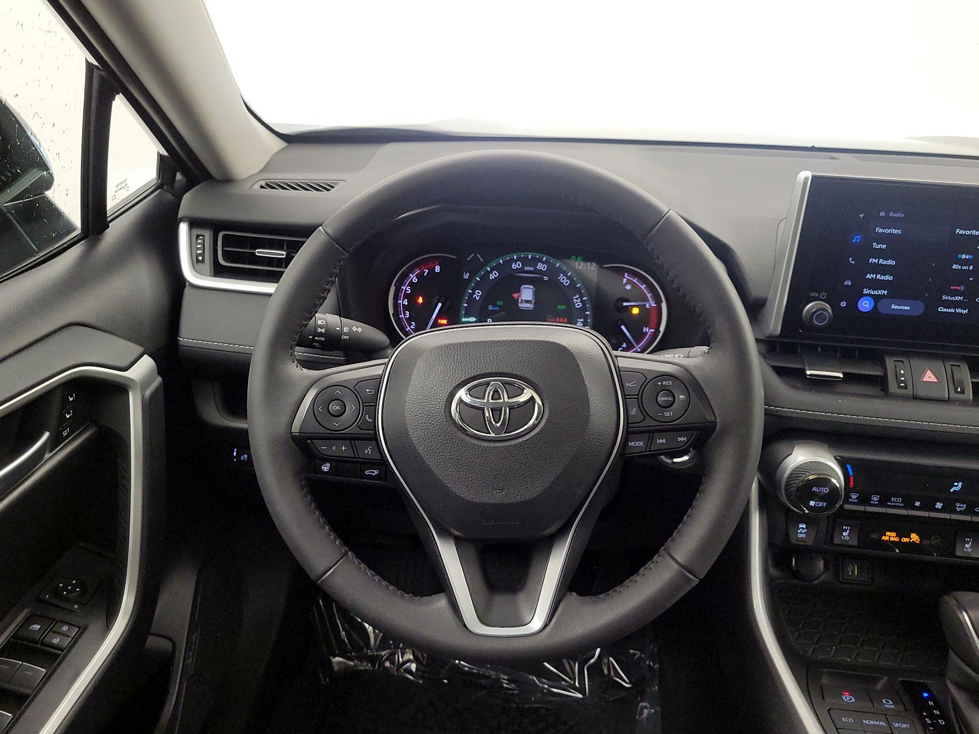 Thumbnail: 2023 Toyota RAV4 - 10