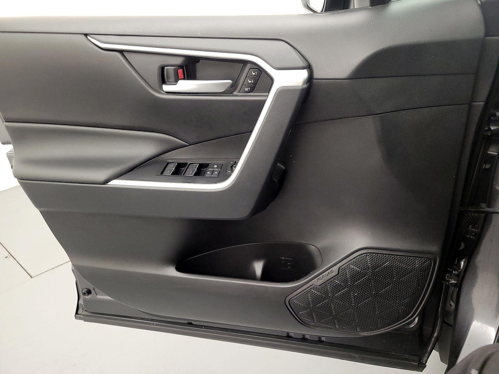2023 Toyota RAV4 XLE Premium - Photo 13