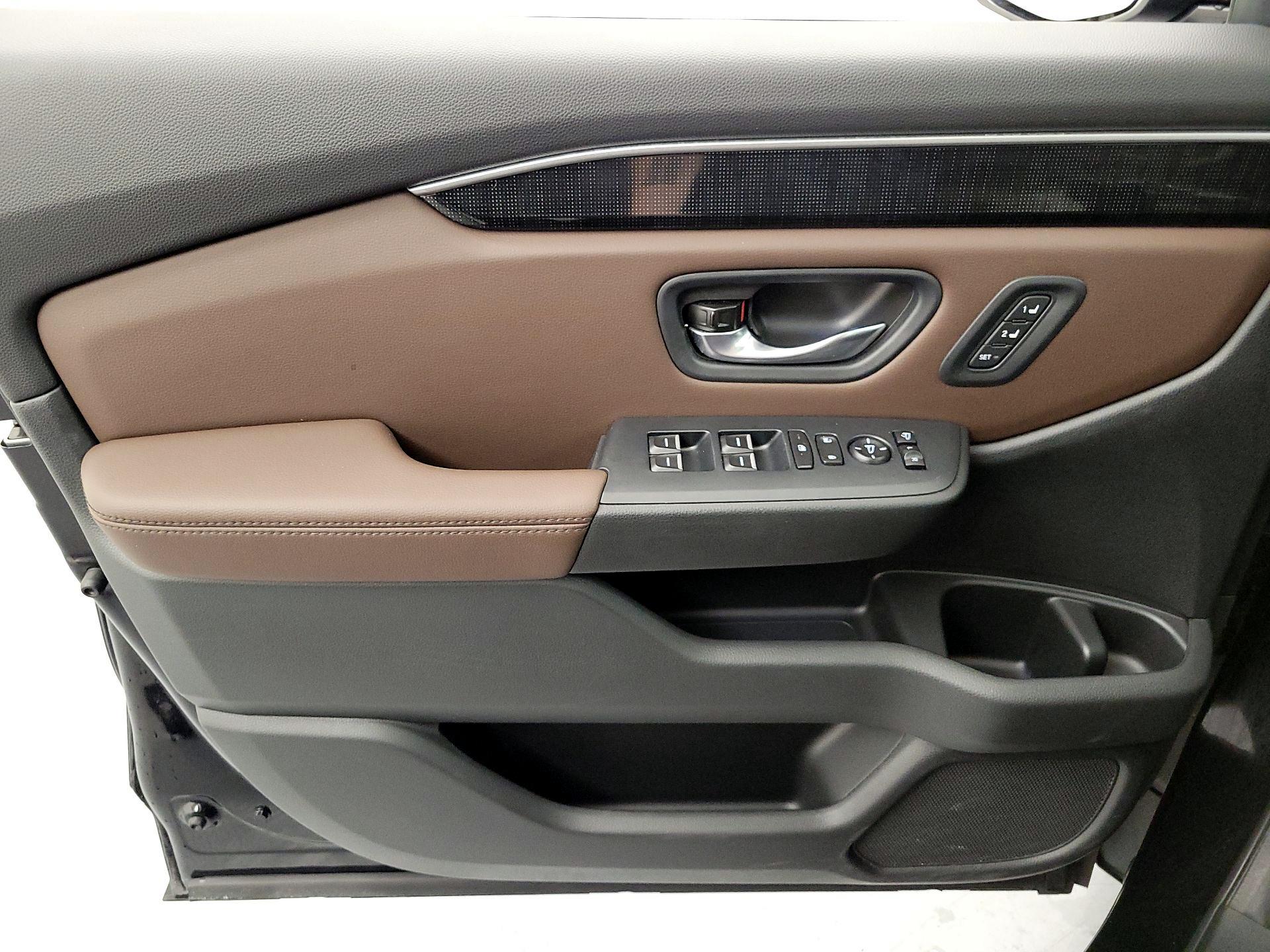Thumbnail: 2024 Honda Pilot - 12