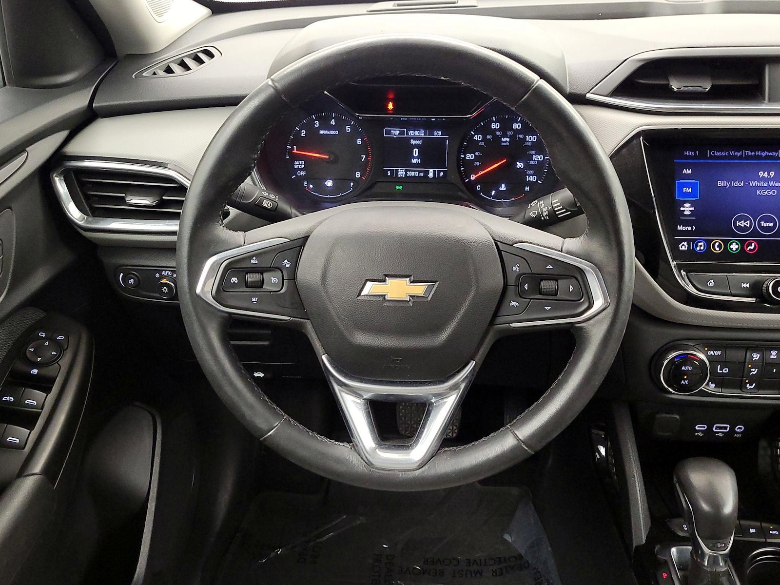 2021 Chevrolet Trailblazer LT - Photo 11