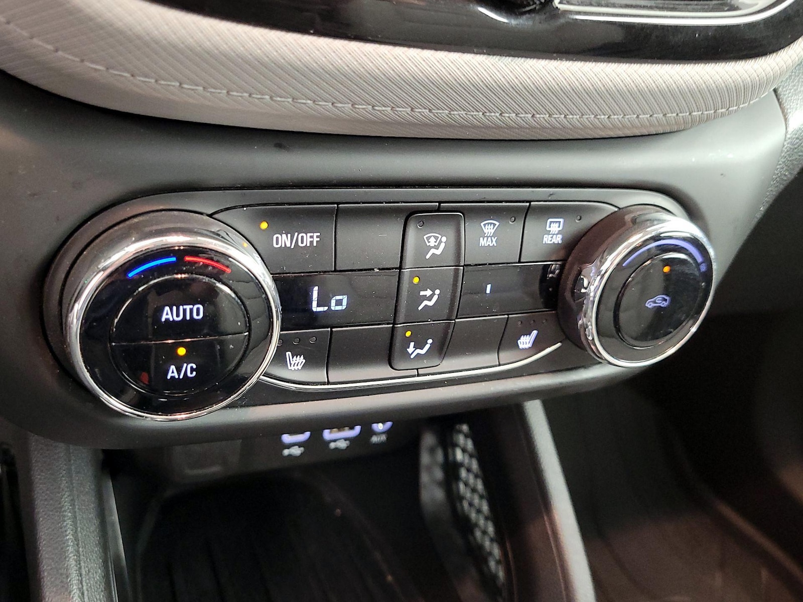 2021 Chevrolet Trailblazer LT - Photo 17
