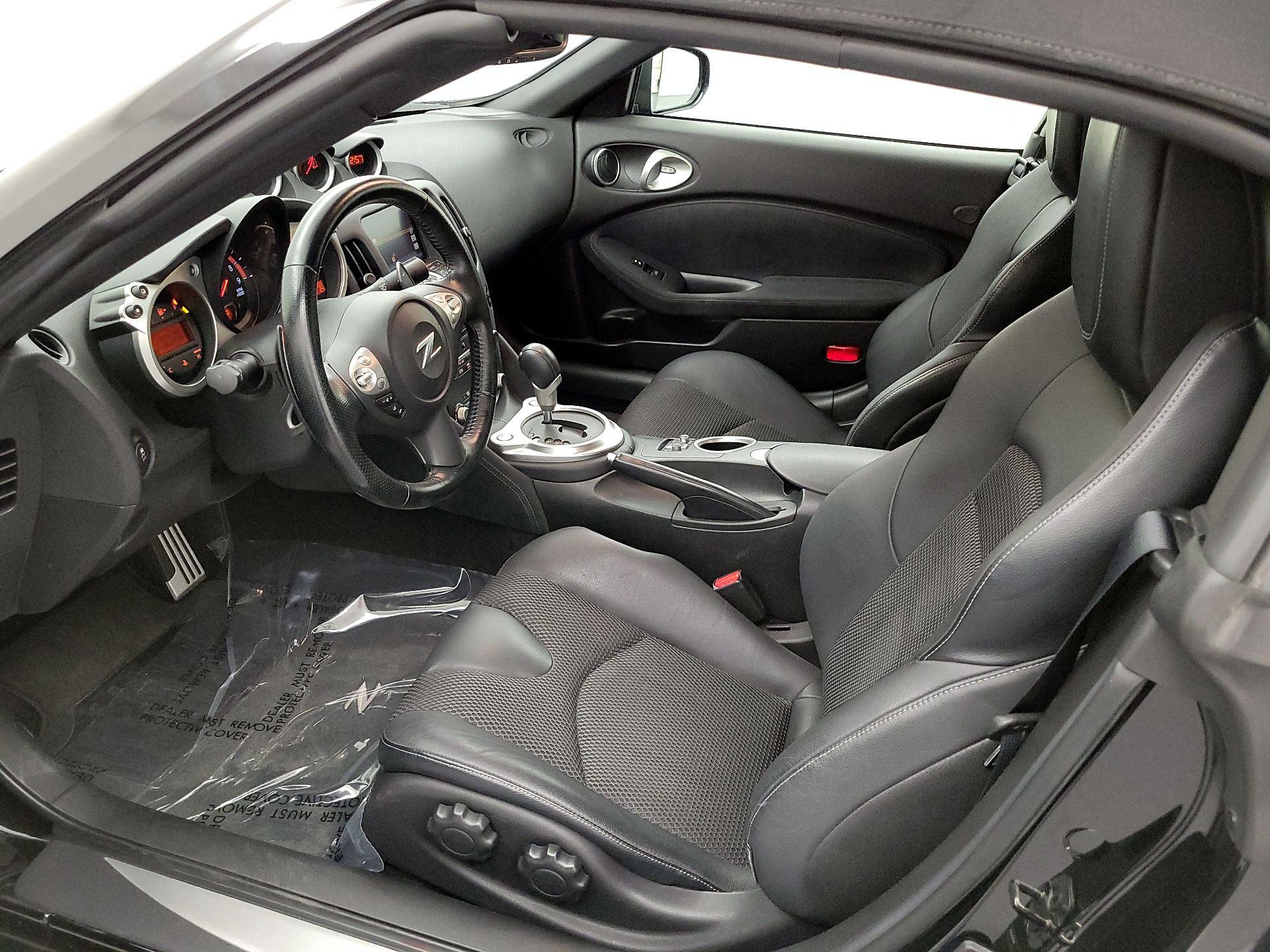 Thumbnail: 2014 Nissan Z - 11