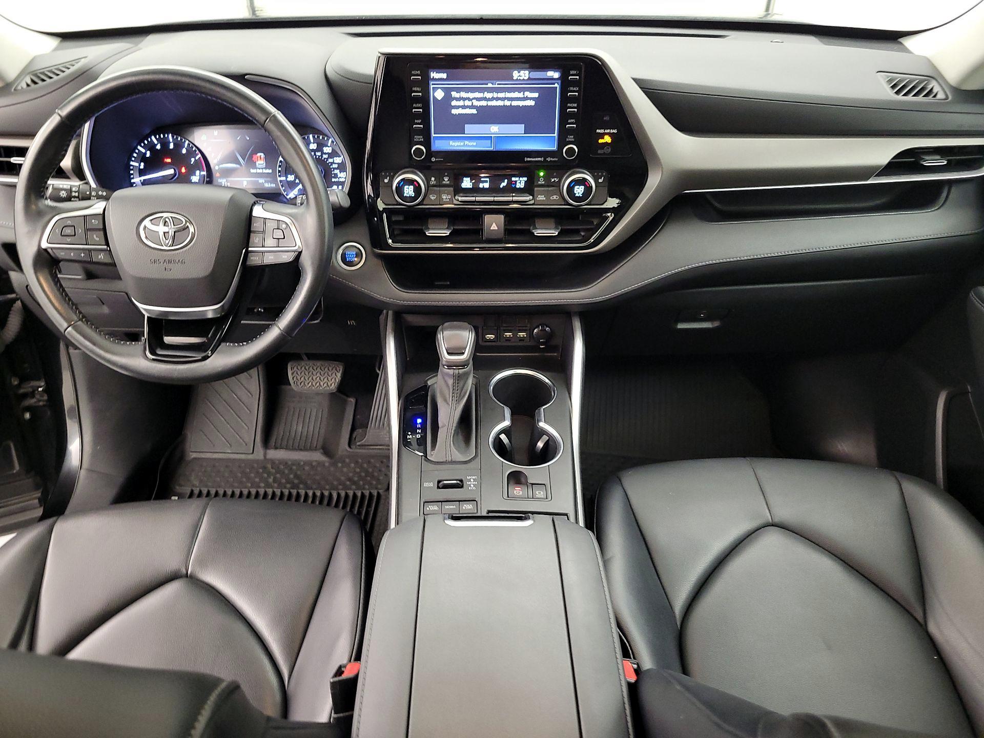 Thumbnail: 2021 Toyota Highlander - 9