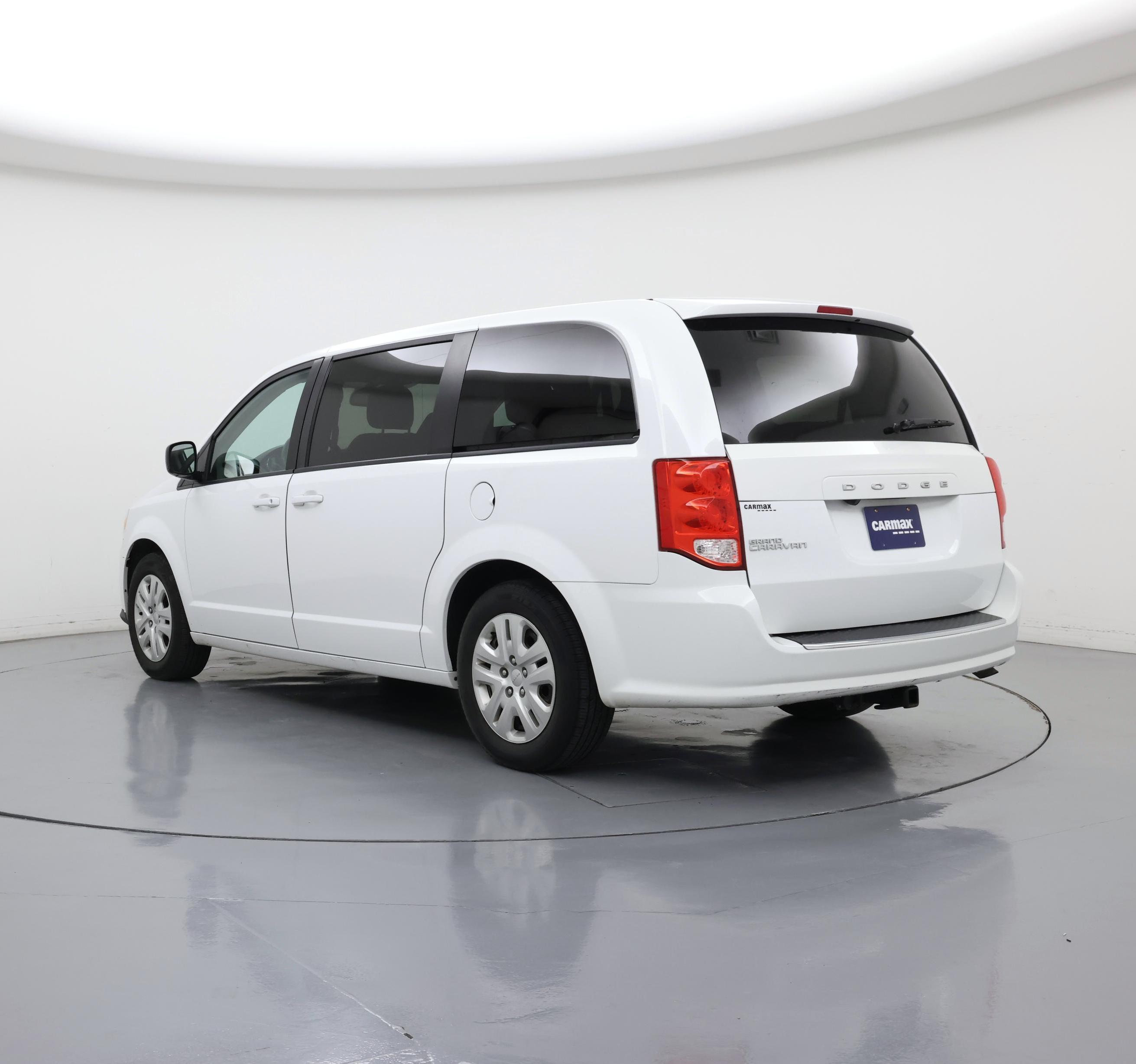 Thumbnail: 2018 Dodge Grand Caravan - 2