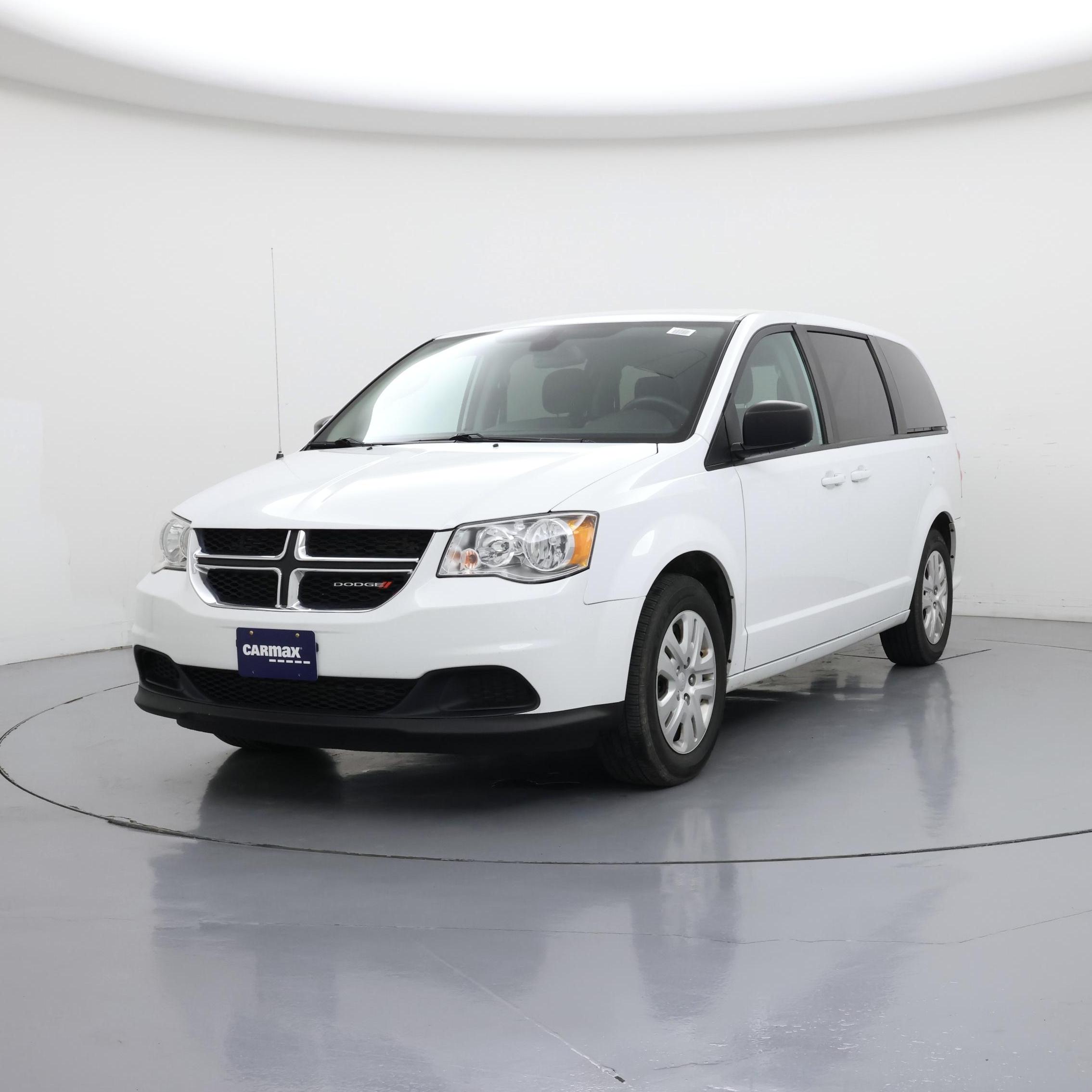 Thumbnail: 2018 Dodge Grand Caravan - 4