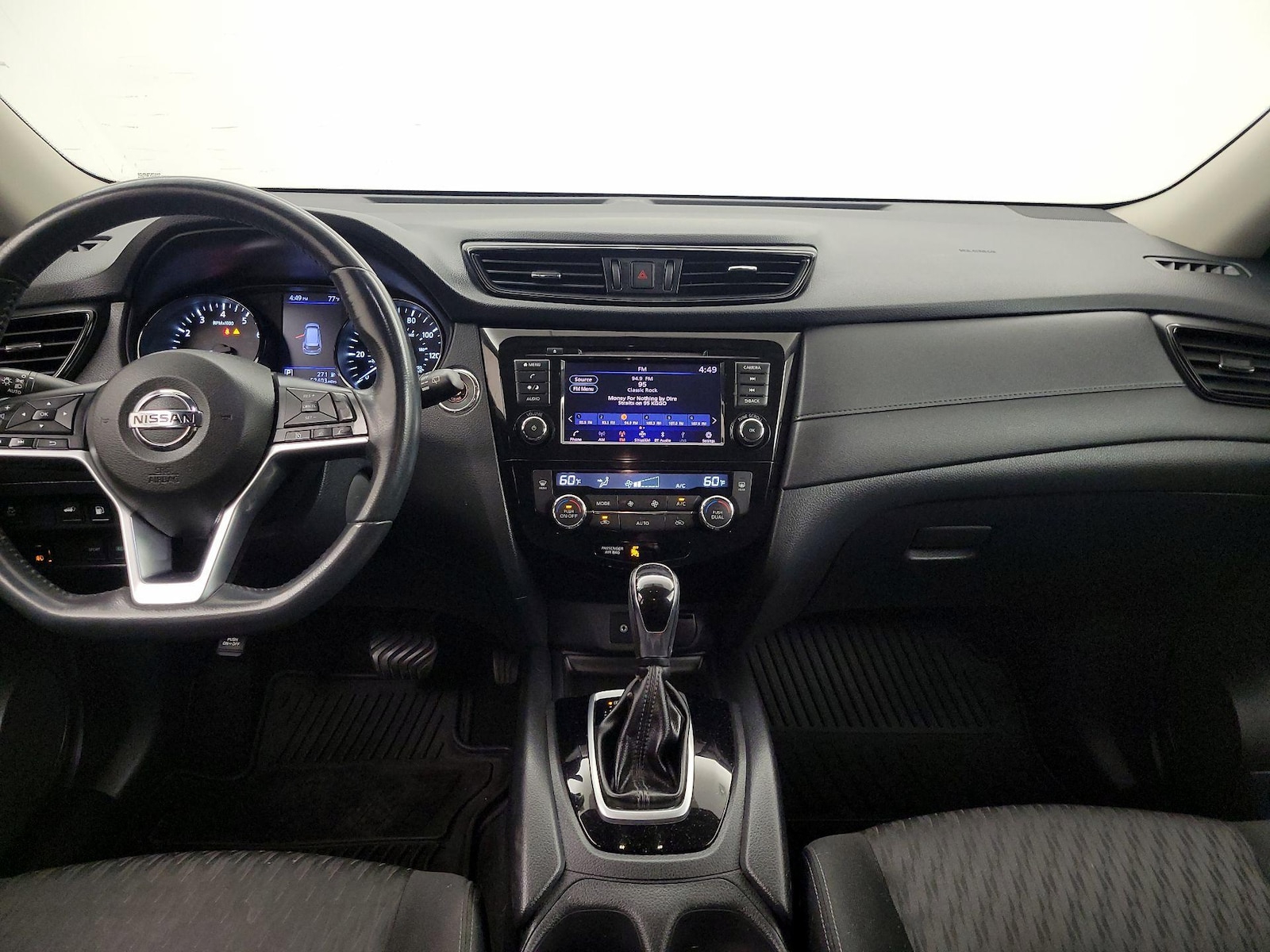 2018 Nissan Rogue SV - Photo 10
