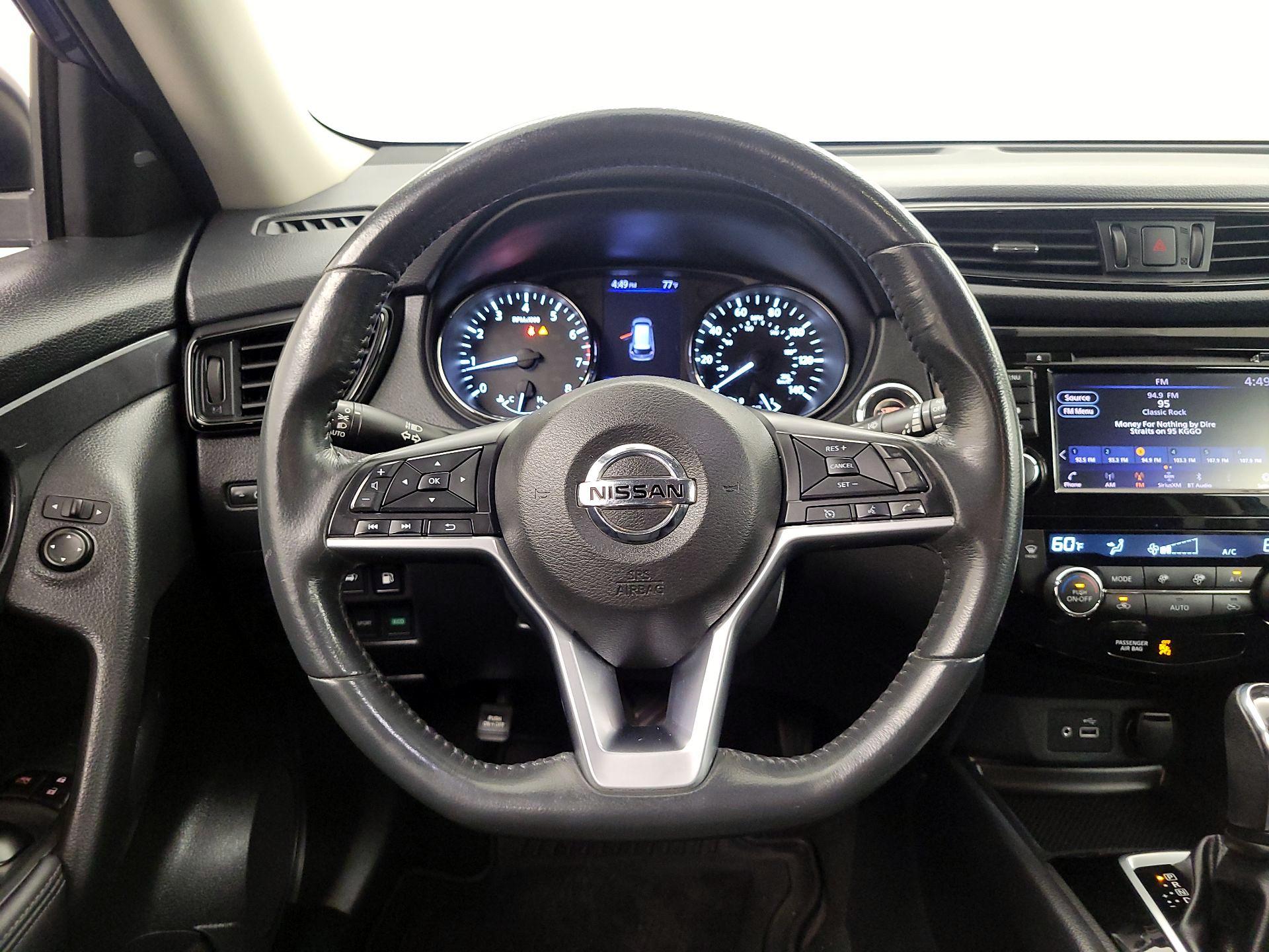 Thumbnail: 2018 Nissan Rogue - 10