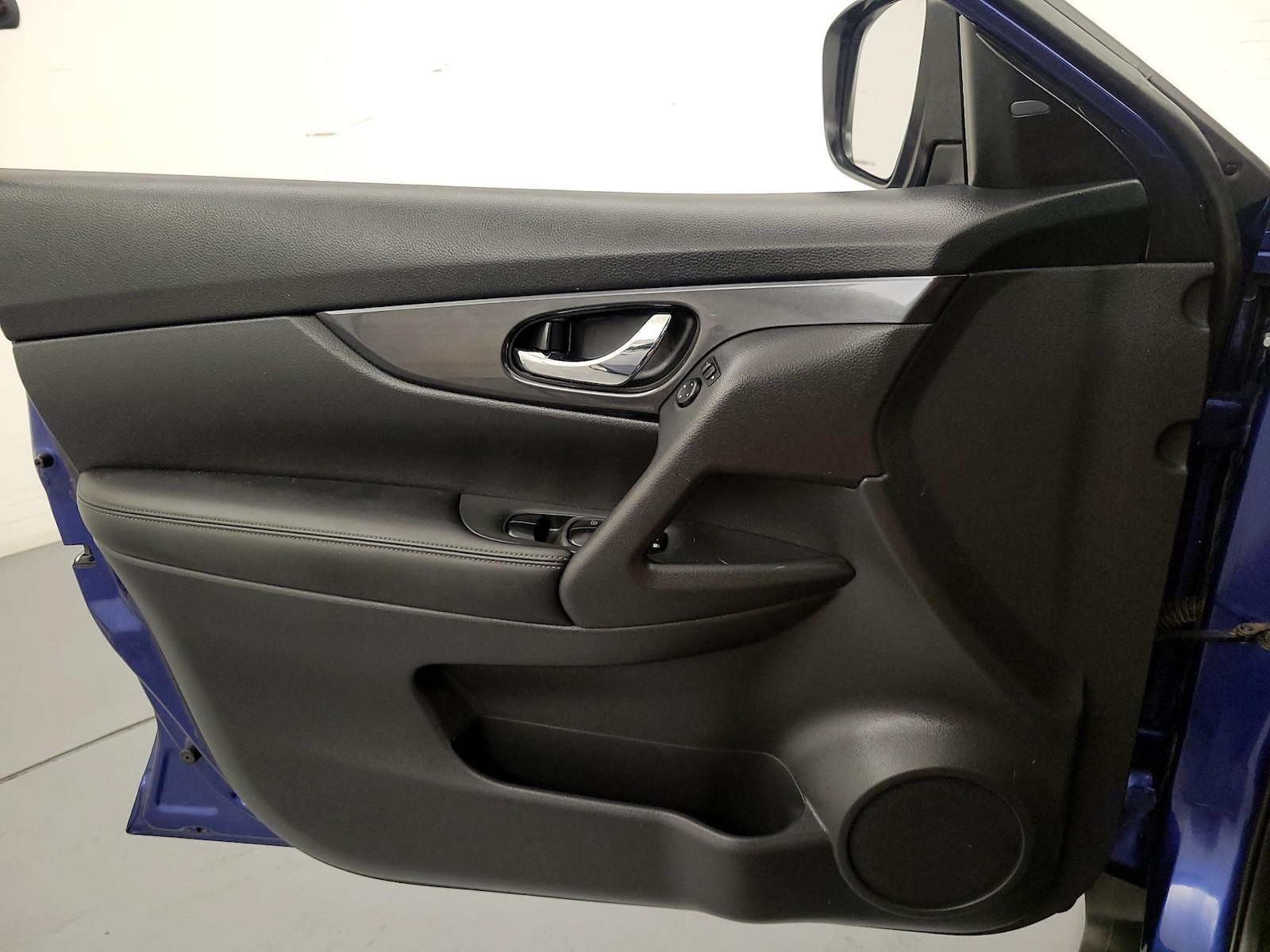 2018 Nissan Rogue SV - Photo 13