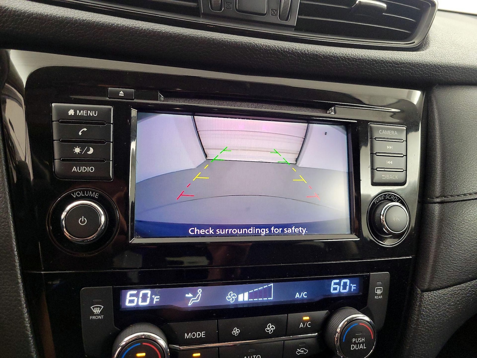 2018 Nissan Rogue SV - Photo 15