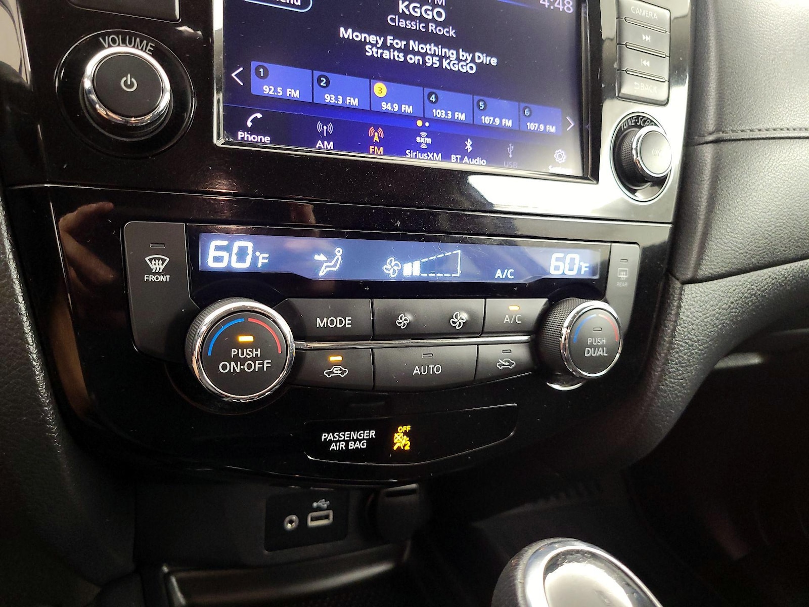 2018 Nissan Rogue SV - Photo 17